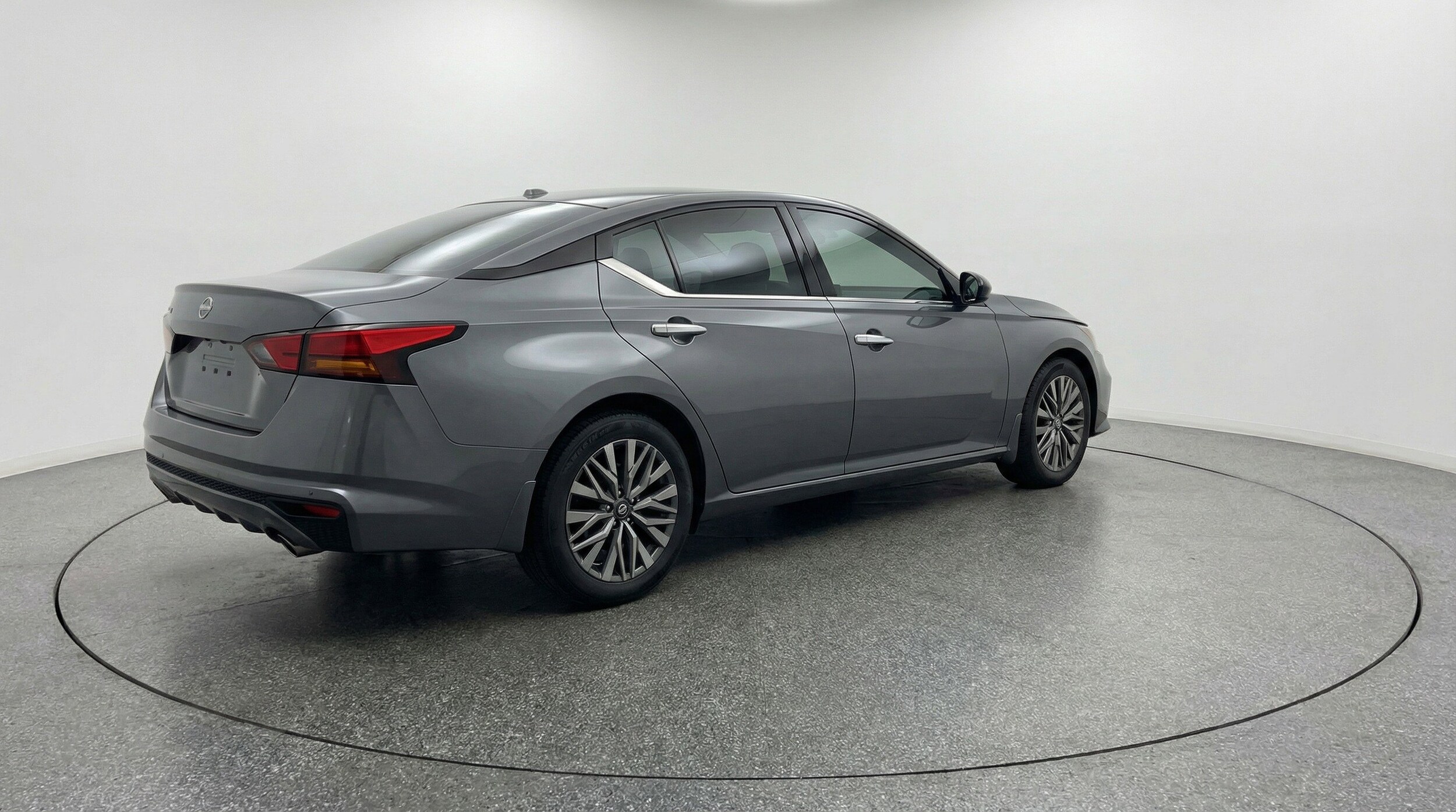 Thumbnail: 2025 Nissan Altima - 9