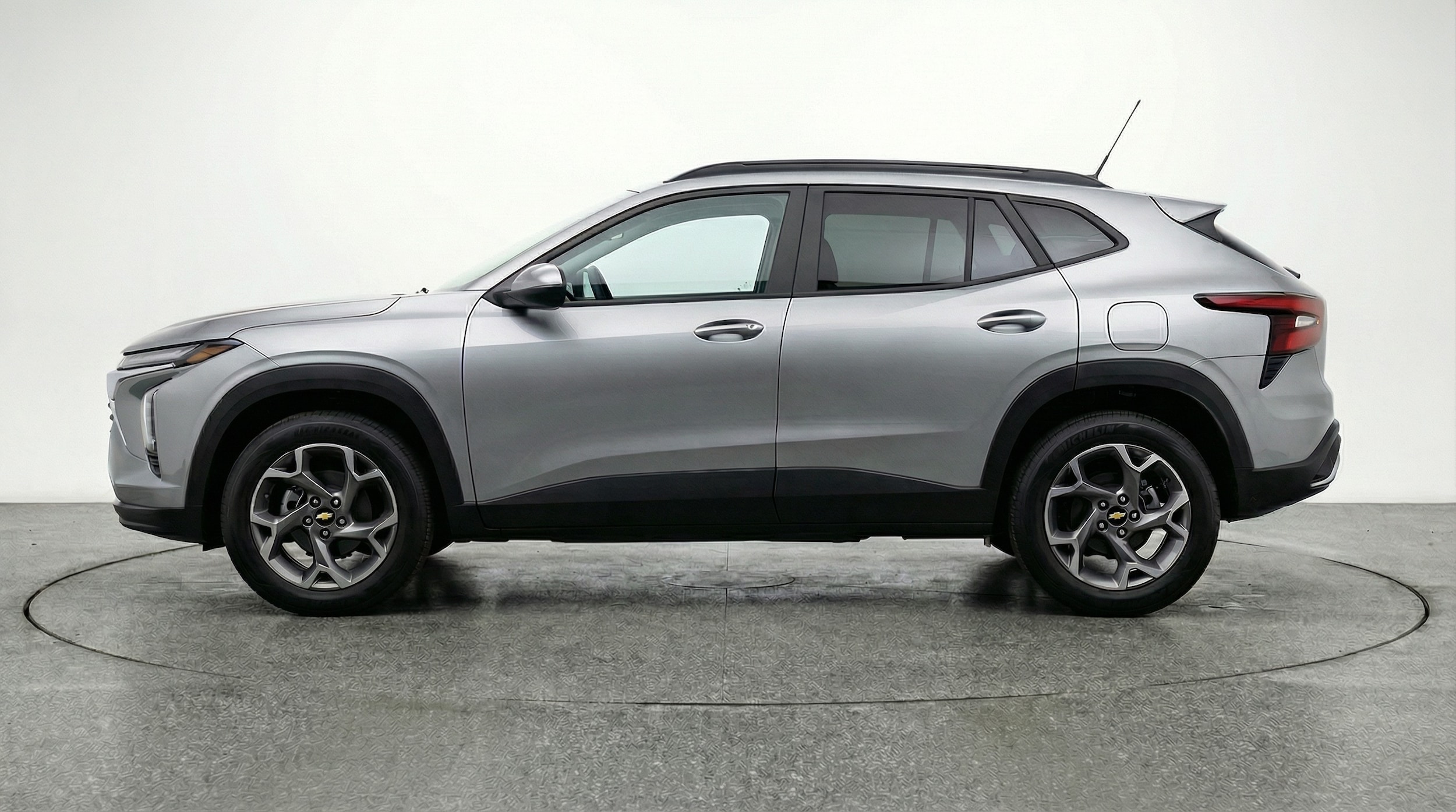 Thumbnail: 2025 Chevrolet Trax - 4