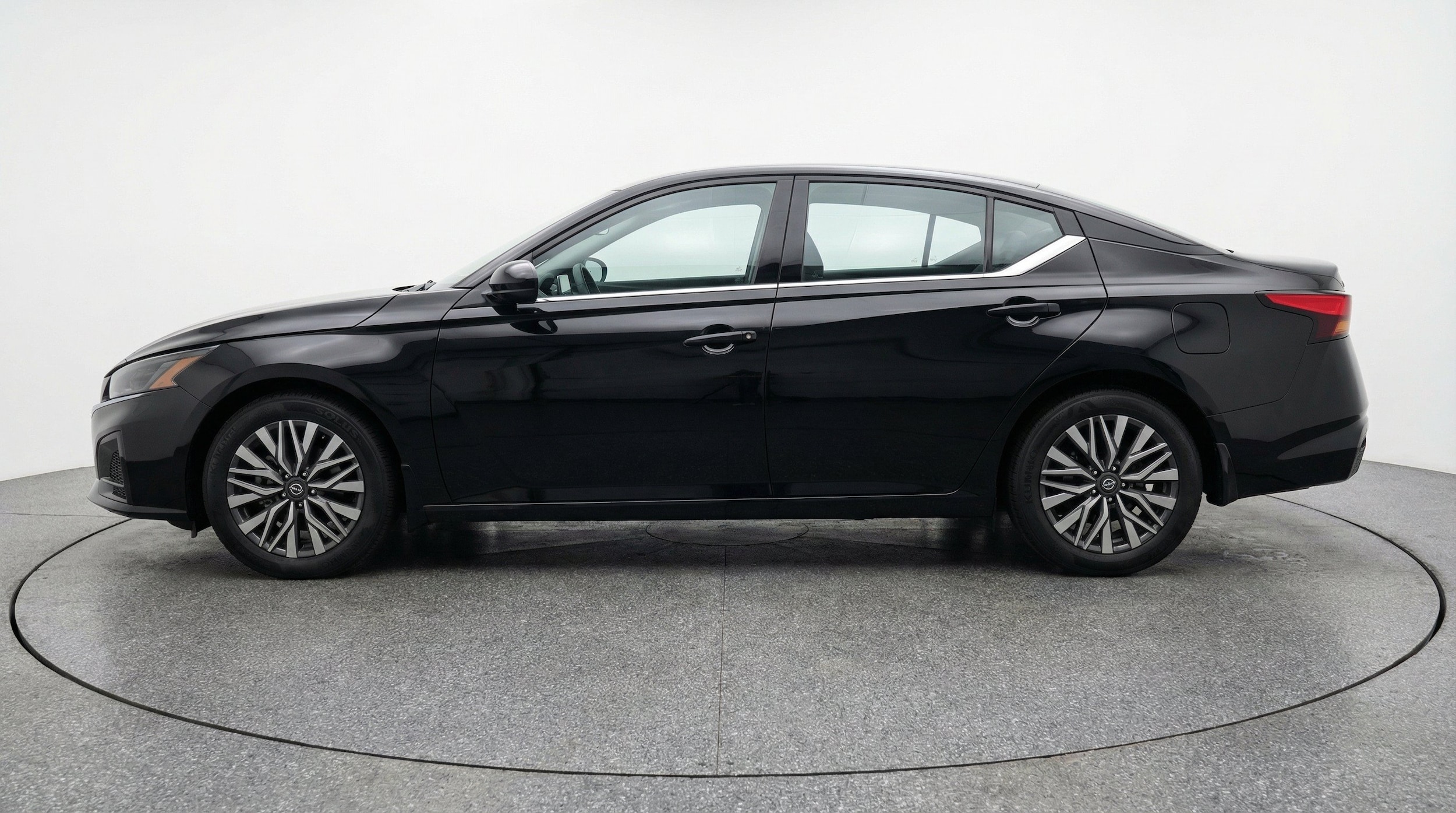 Thumbnail: 2026 Nissan Altima - 5