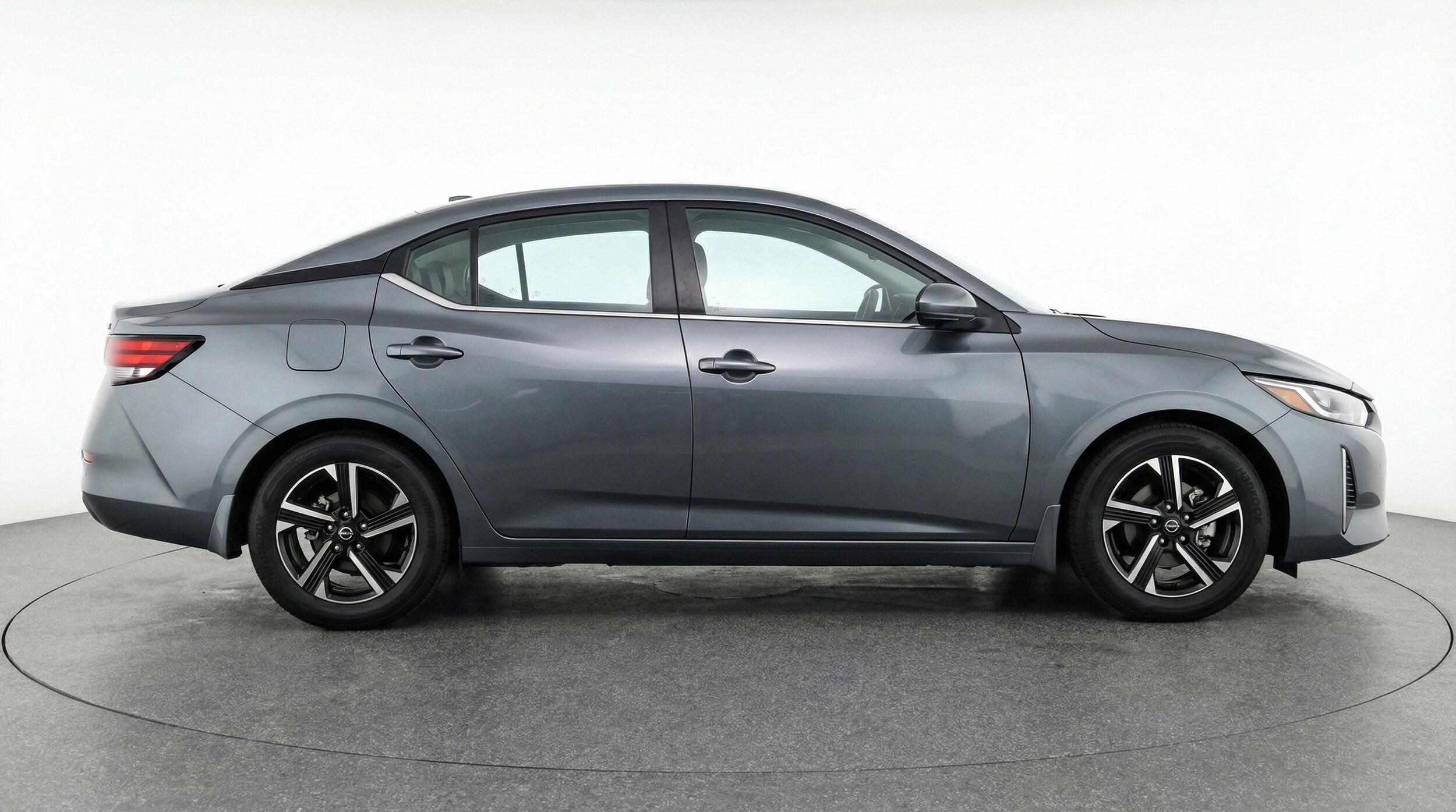 Thumbnail: 2025 Nissan Sentra - 11