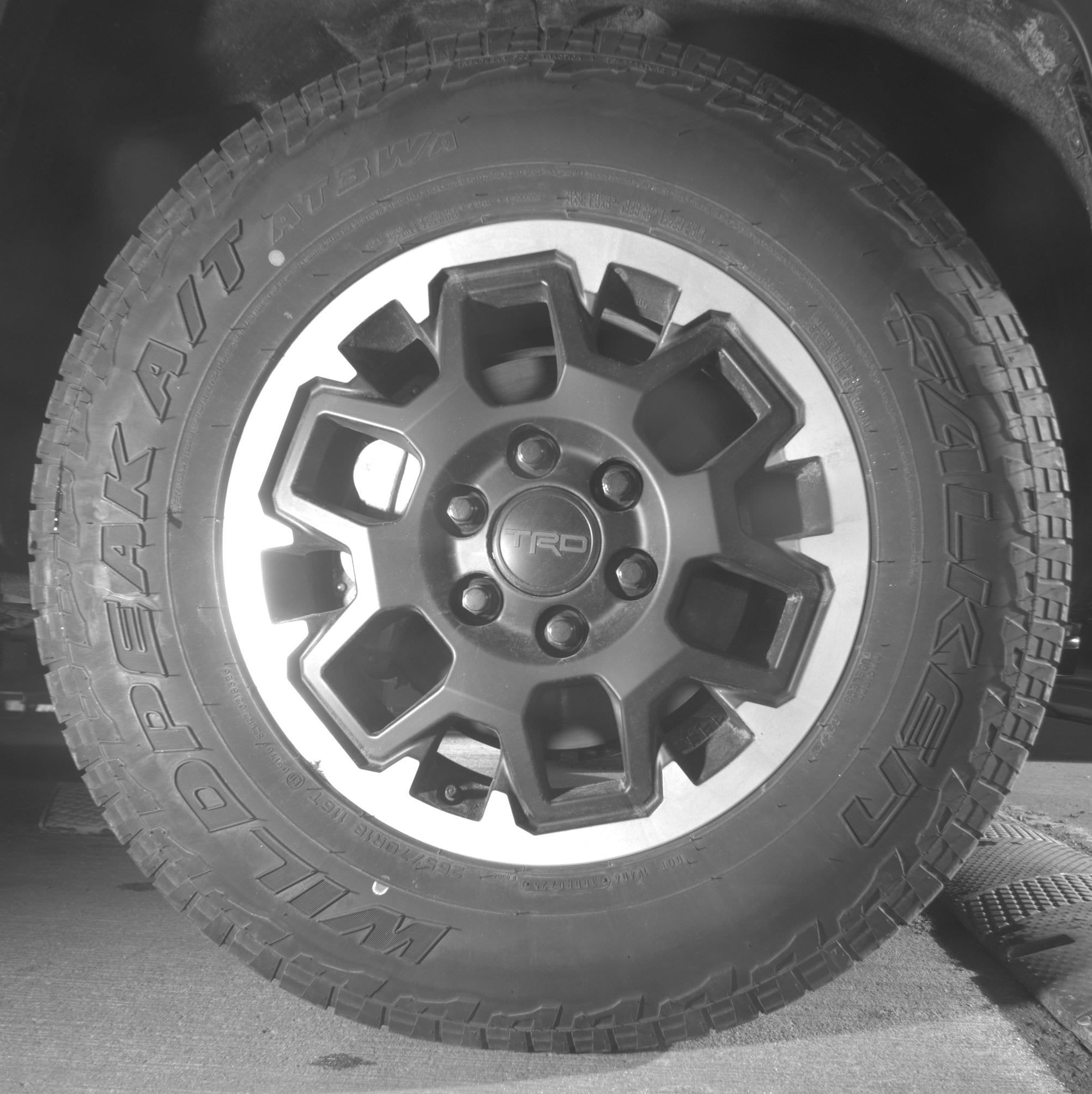 Thumbnail: 2025 Toyota 4Runner - 13