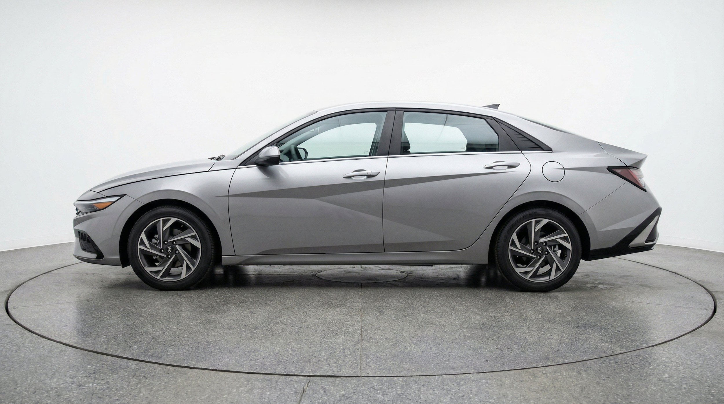 Thumbnail: 2025 Hyundai Elantra - 5