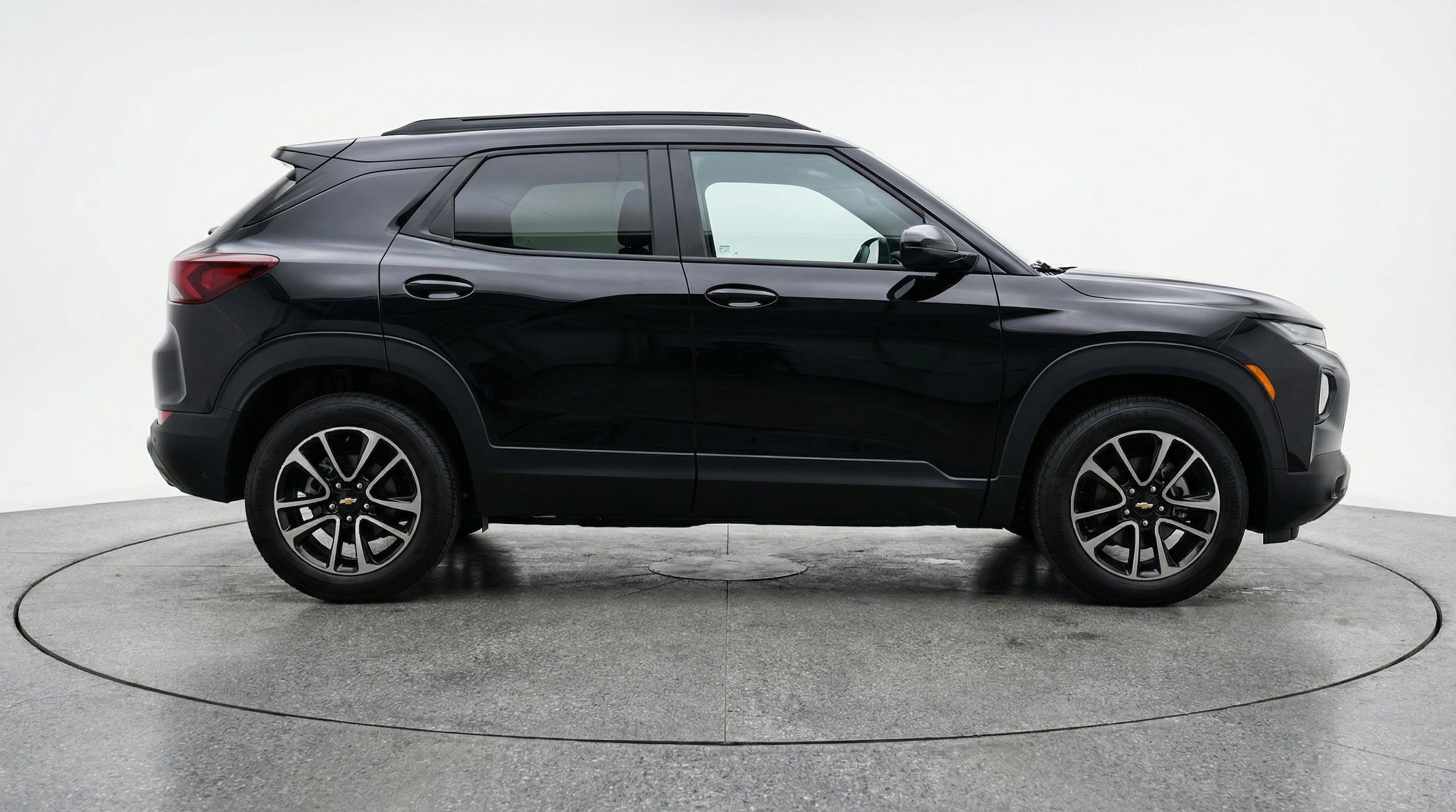 Thumbnail: 2025 Chevrolet TrailBlazer - 11