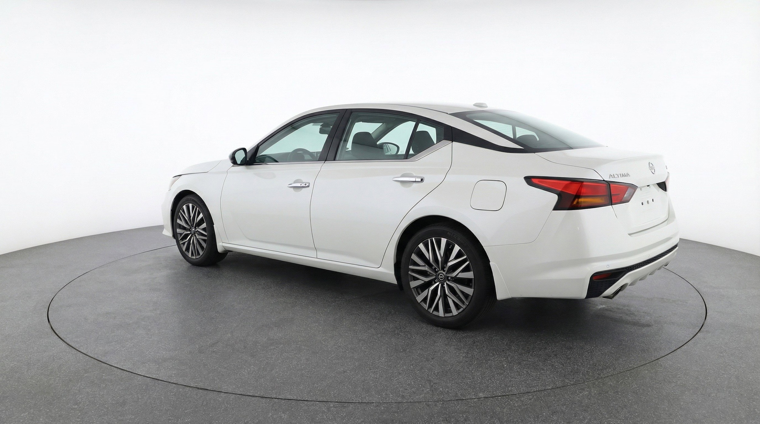 Thumbnail: 2025 Nissan Altima - 6