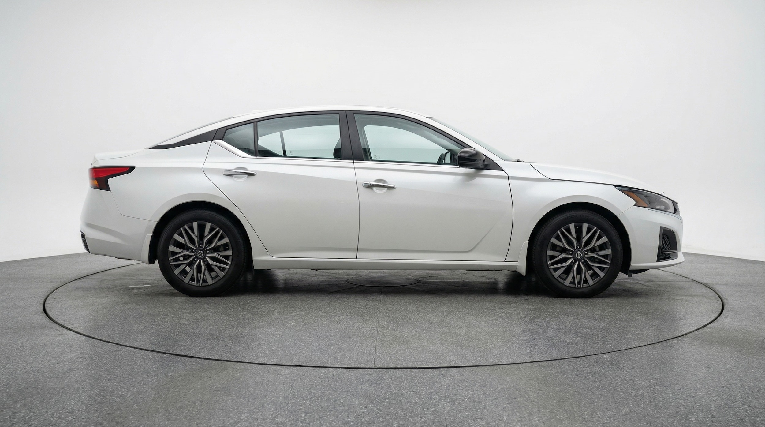 Thumbnail: 2025 Nissan Altima - 8