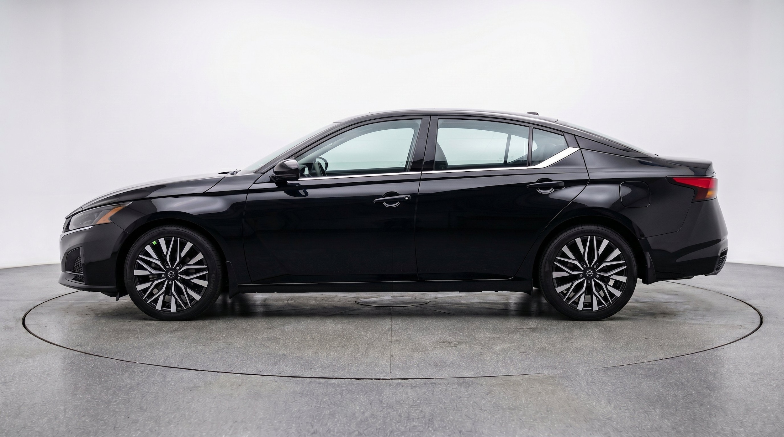 Thumbnail: 2026 Nissan Altima - 5