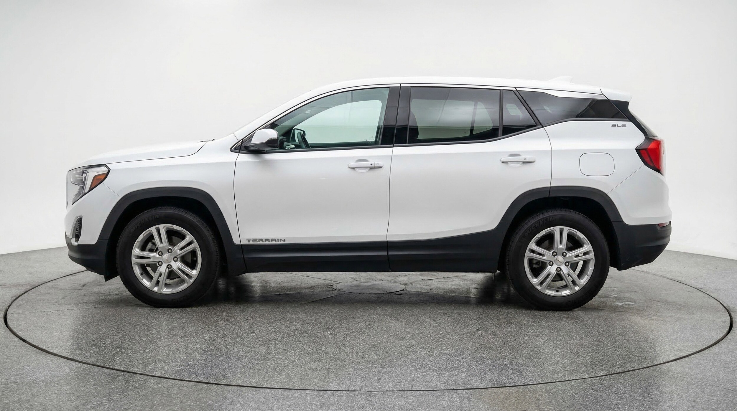 Thumbnail: 2024 GMC Terrain - 5