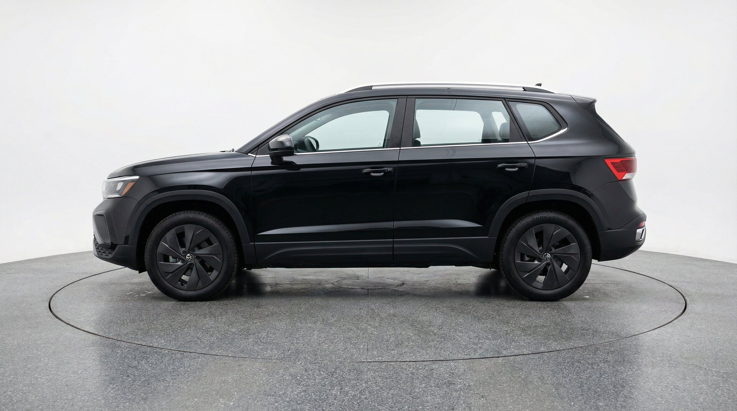 Thumbnail: 2026 Volkswagen Taos - 5