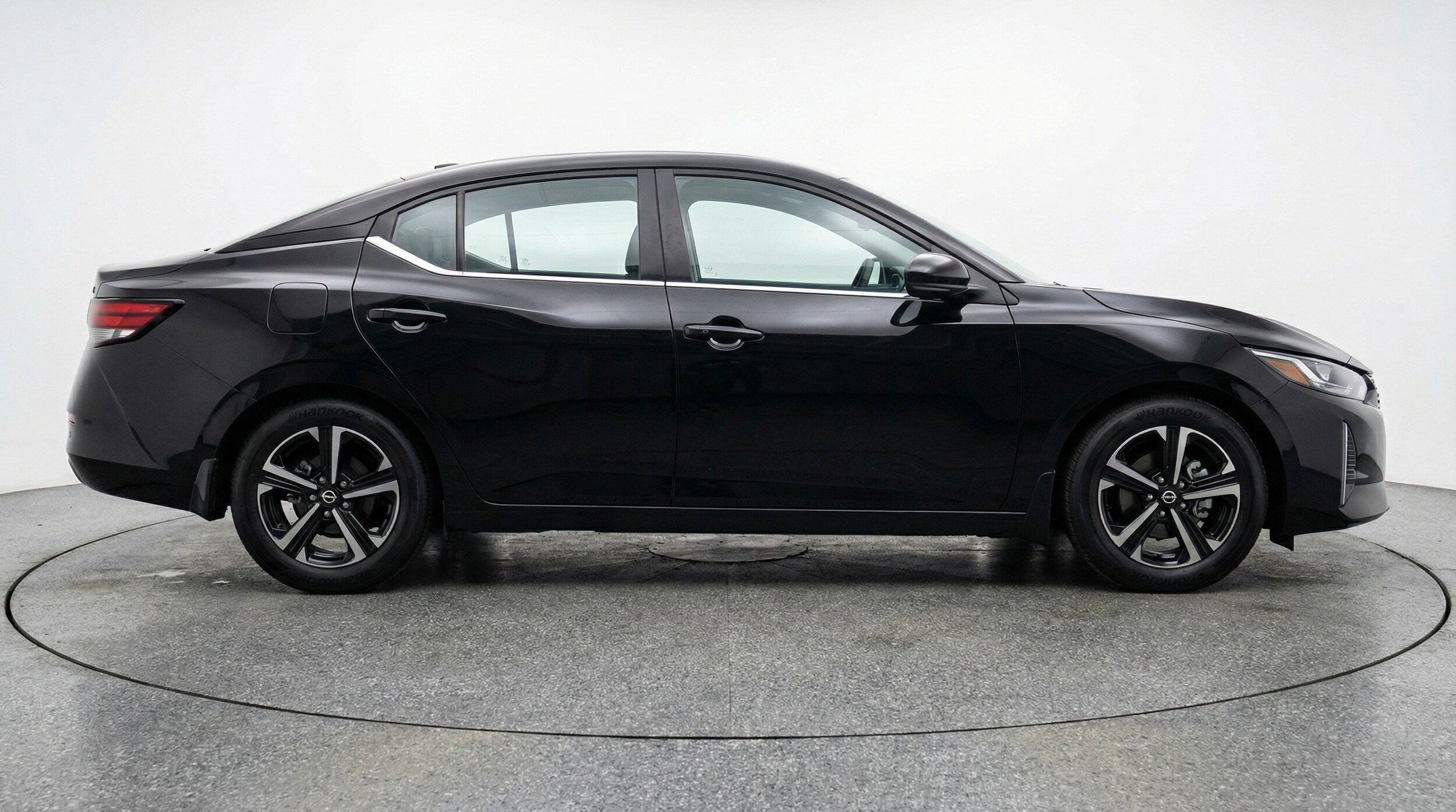 Thumbnail: 2025 Nissan Sentra - 11