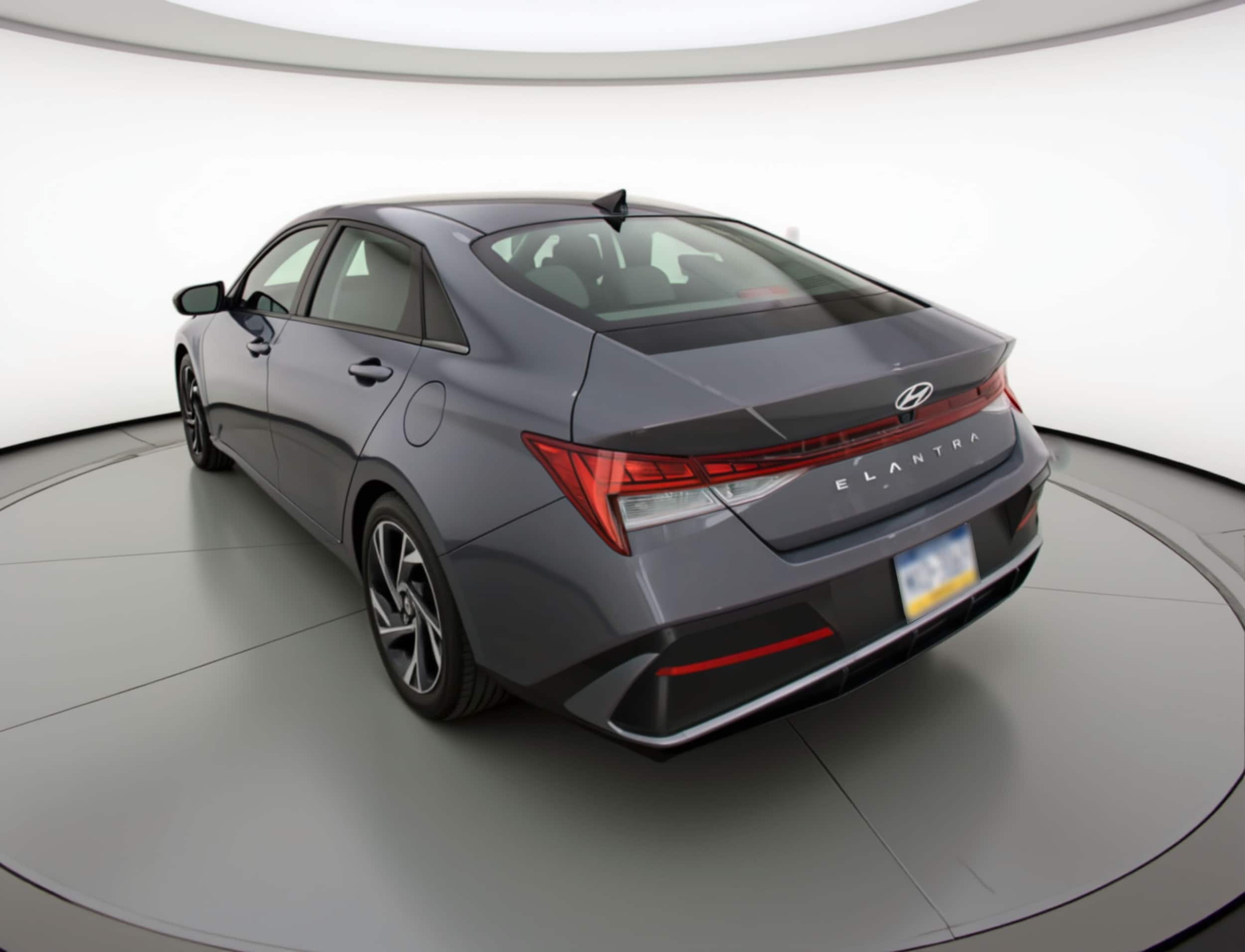 Thumbnail: 2025 Hyundai Elantra - 5