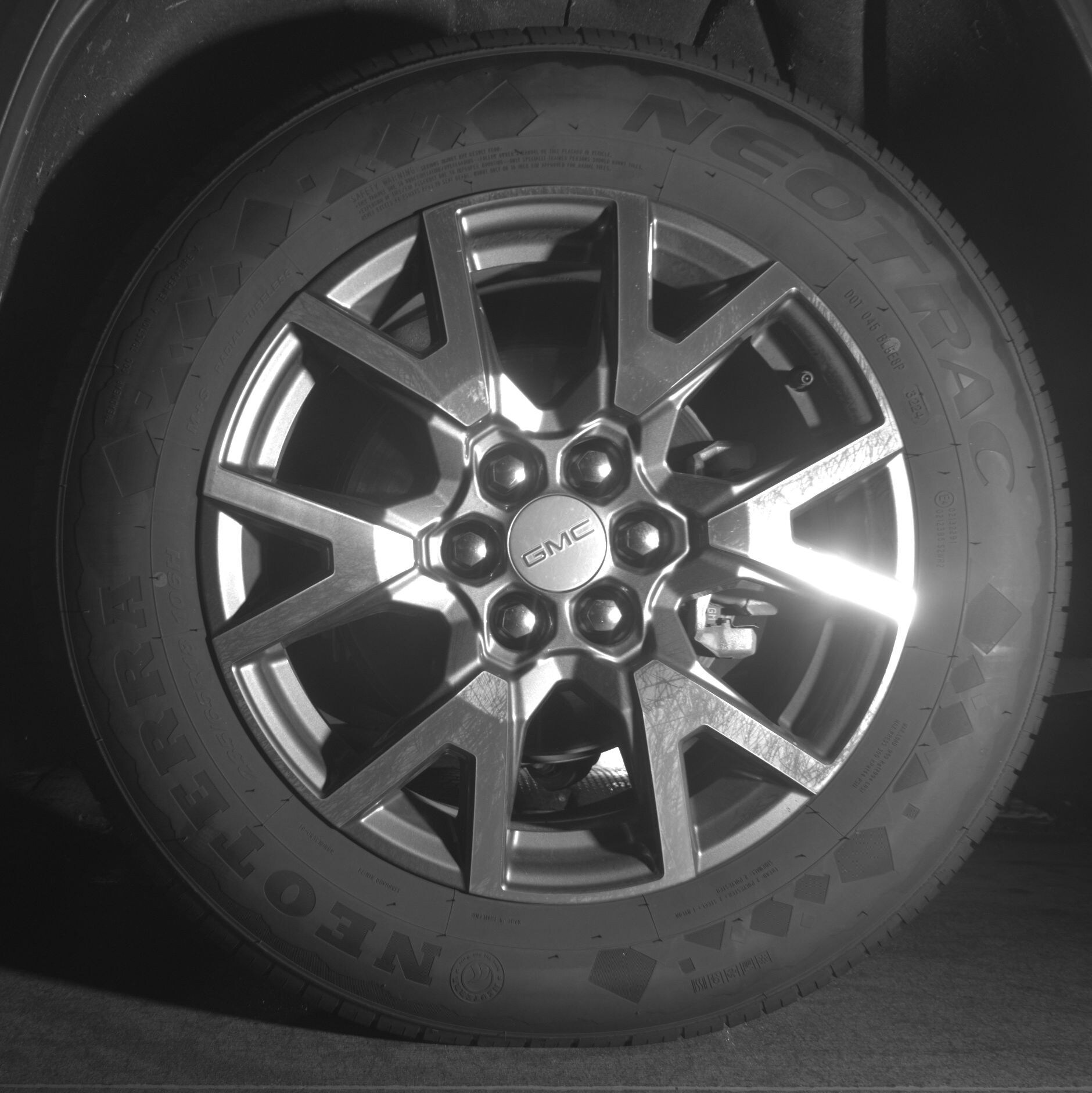 Thumbnail: 2023 GMC Acadia - 11