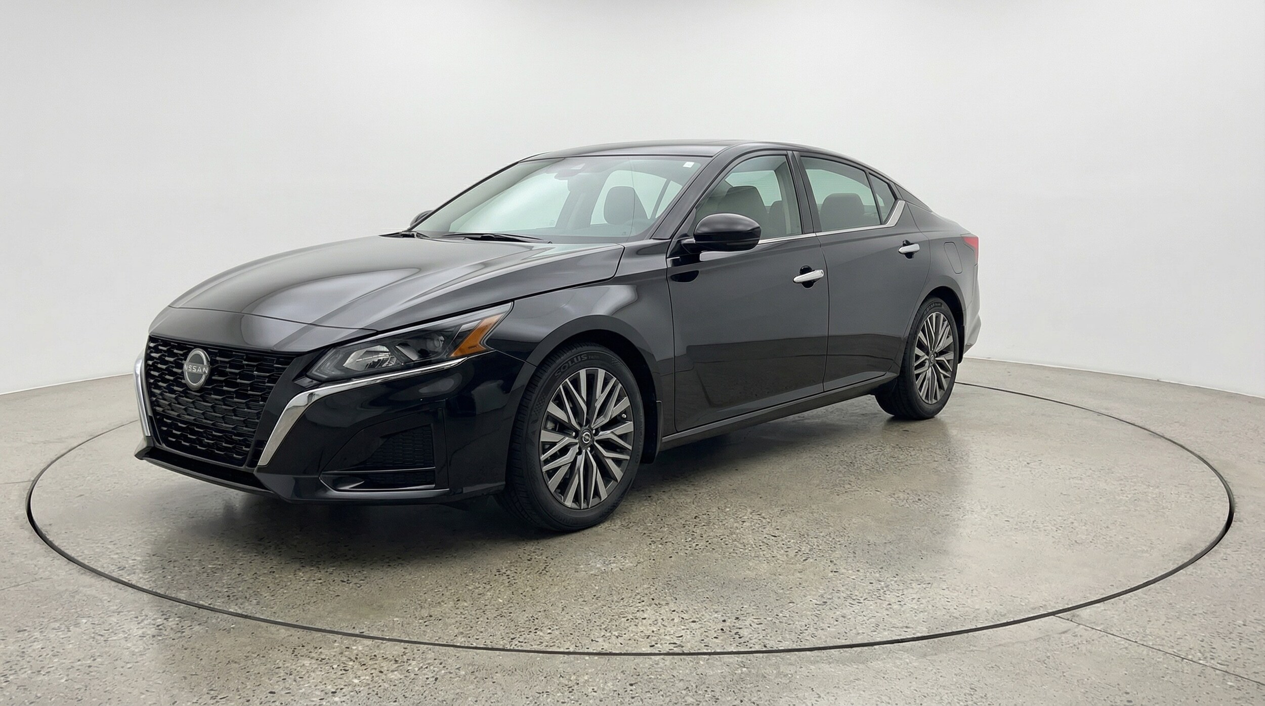 Thumbnail: 2025 Nissan Altima - 3