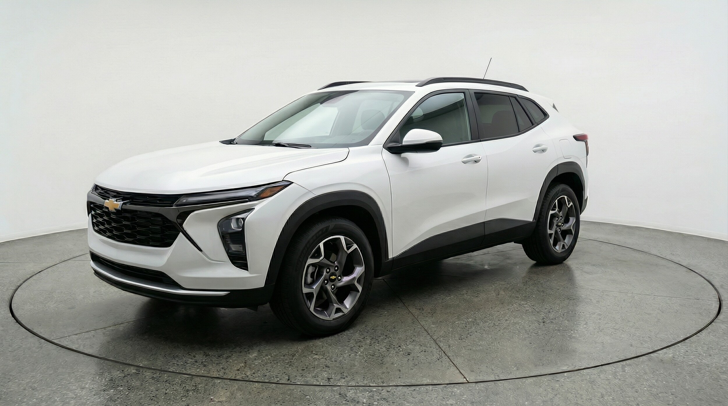 Thumbnail: 2025 Chevrolet Trax - 3