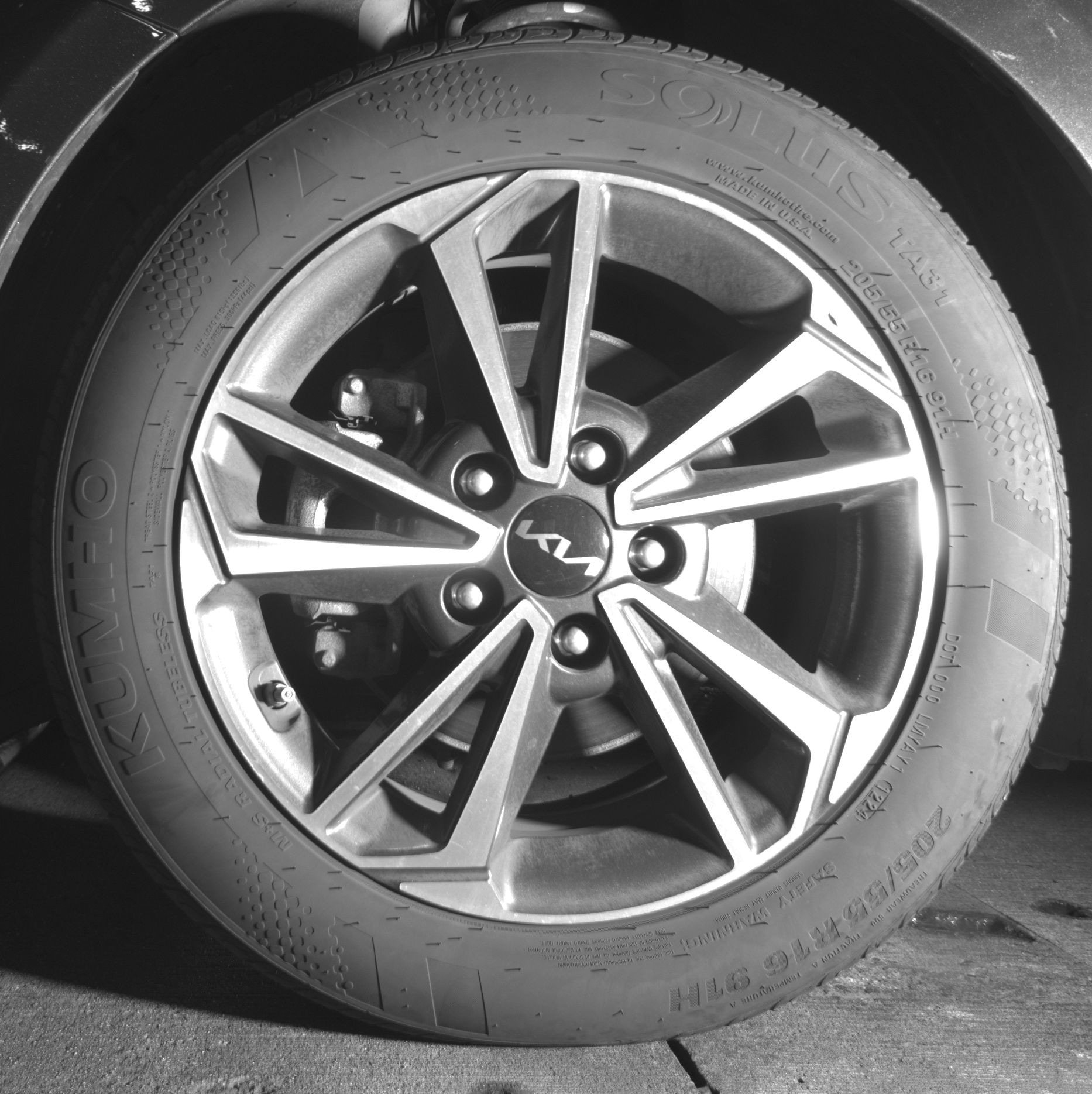 Thumbnail: 2024 Kia Forte - 9