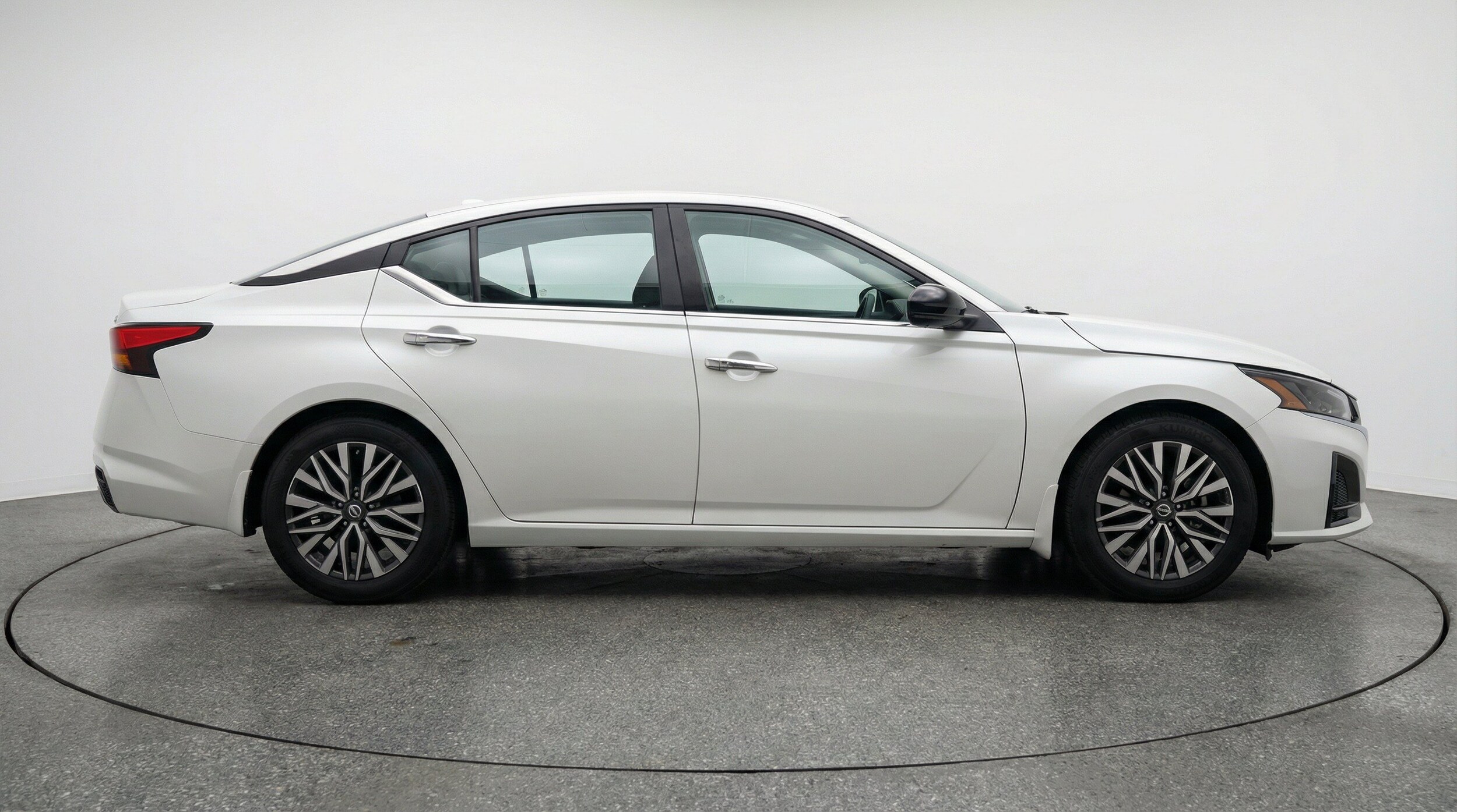 Thumbnail: 2025 Nissan Altima - 11