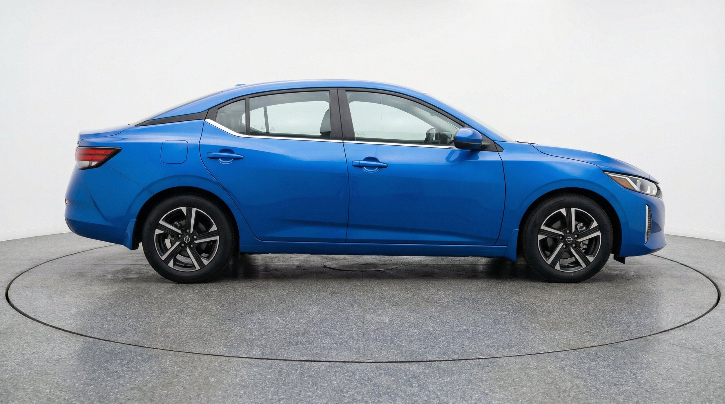 Thumbnail: 2025 Nissan Sentra - 11