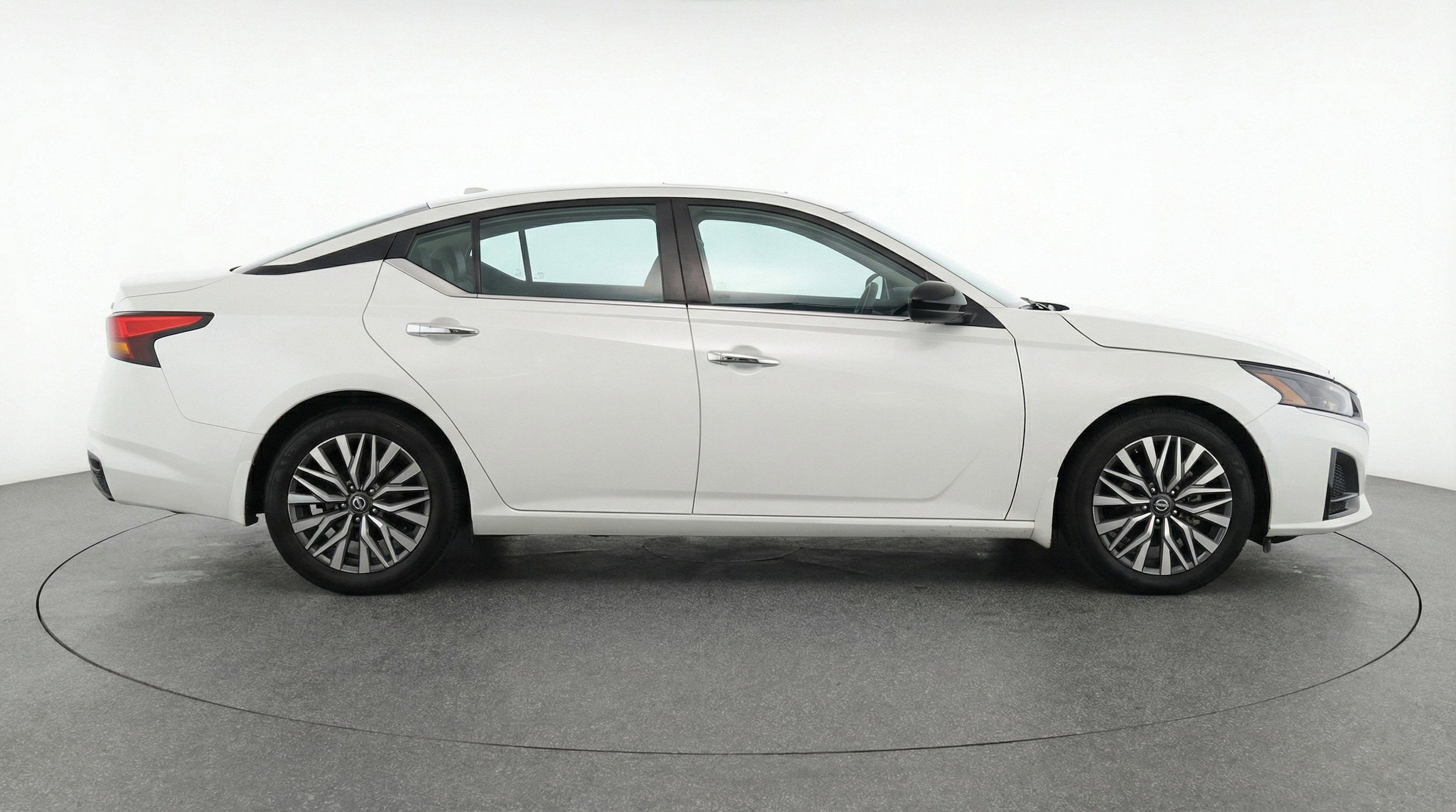 Thumbnail: 2025 Nissan Altima - 11
