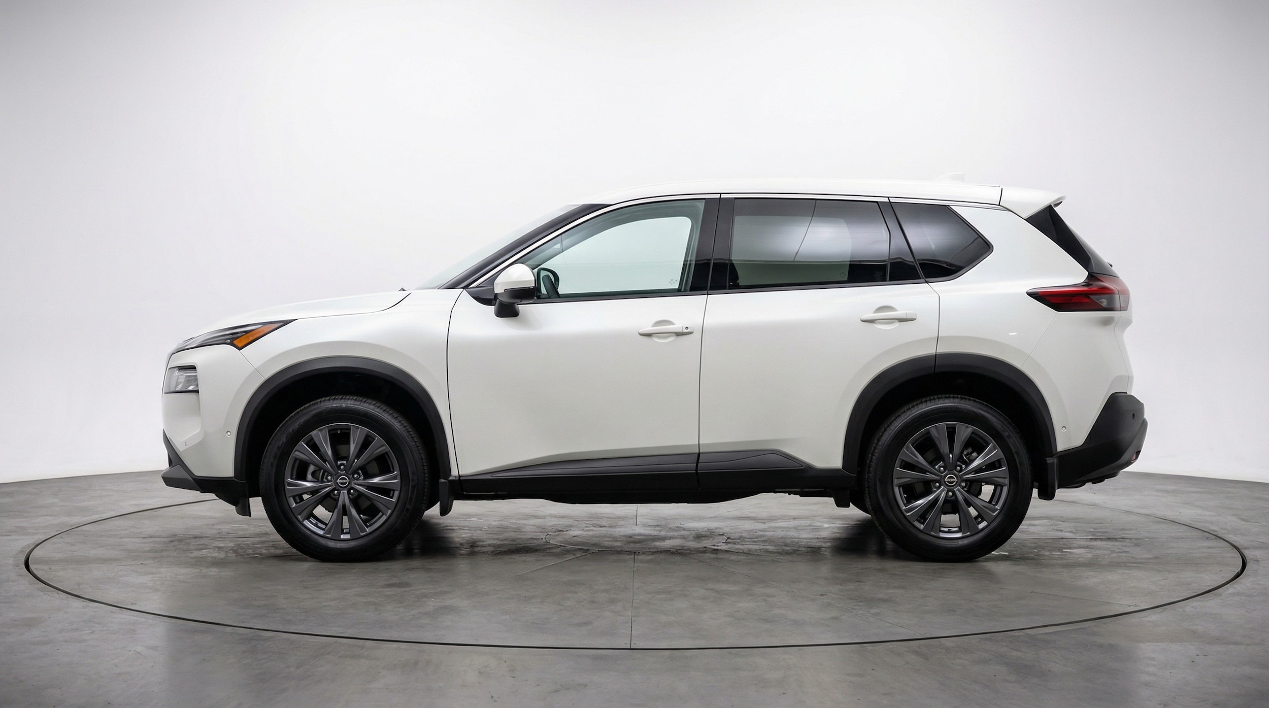 Thumbnail: 2025 Nissan Rogue - 4