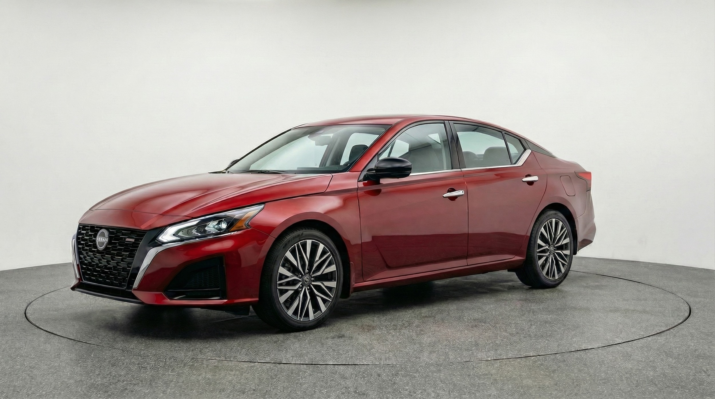 Thumbnail: 2025 Nissan Altima - 3