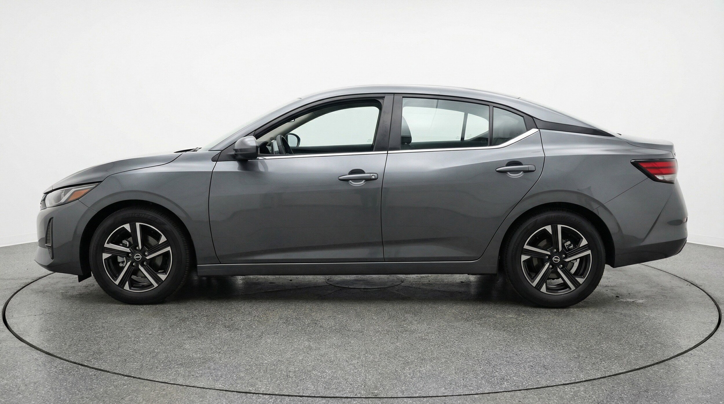 Thumbnail: 2025 Nissan Sentra - 5