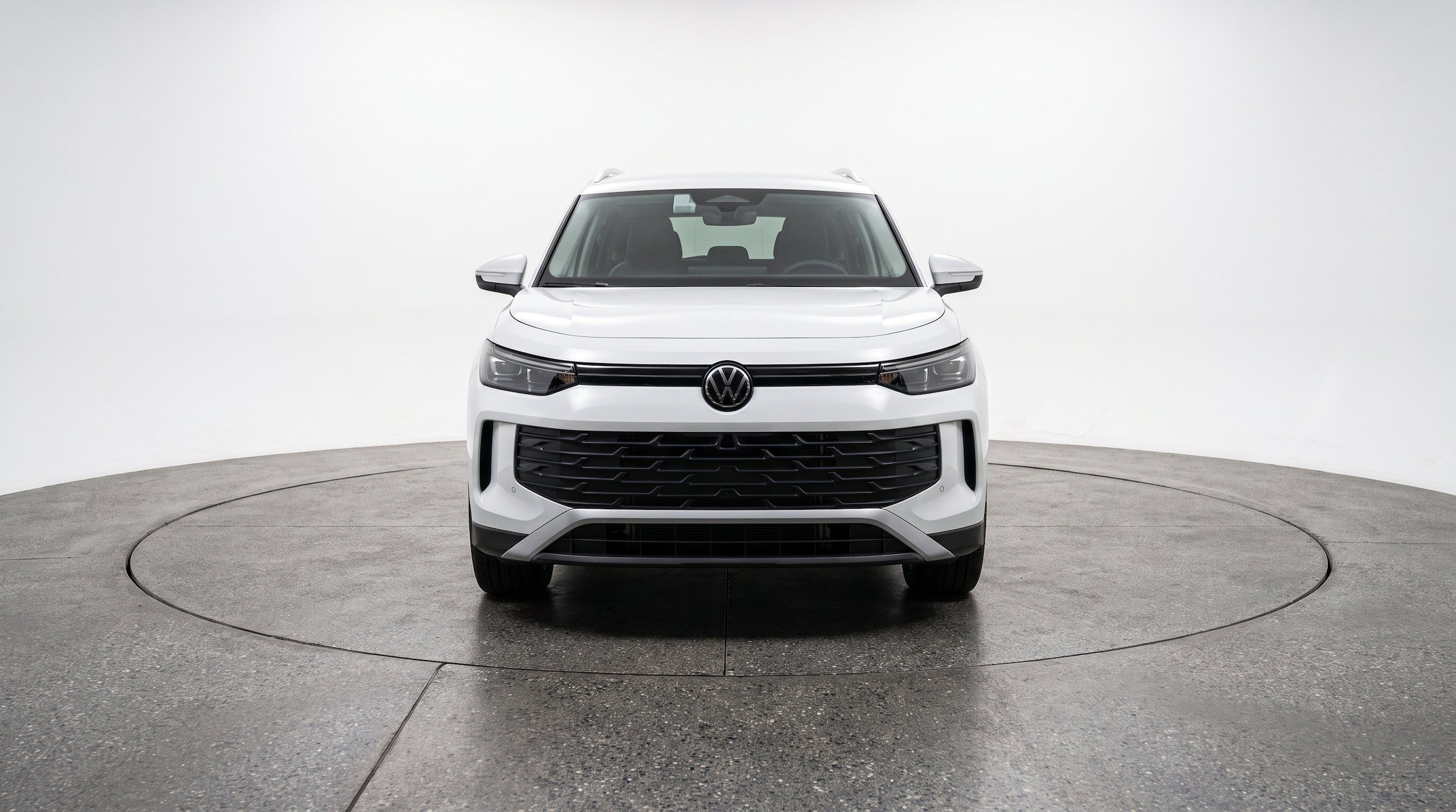 Thumbnail: 2026 Volkswagen Tiguan - 2