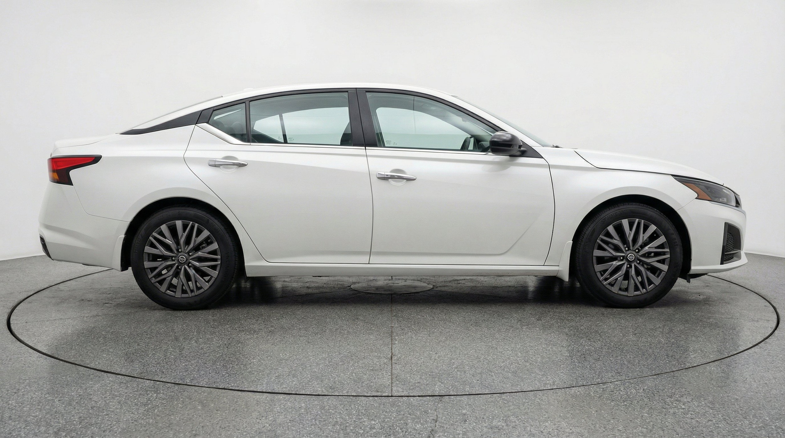 Thumbnail: 2025 Nissan Altima - 11