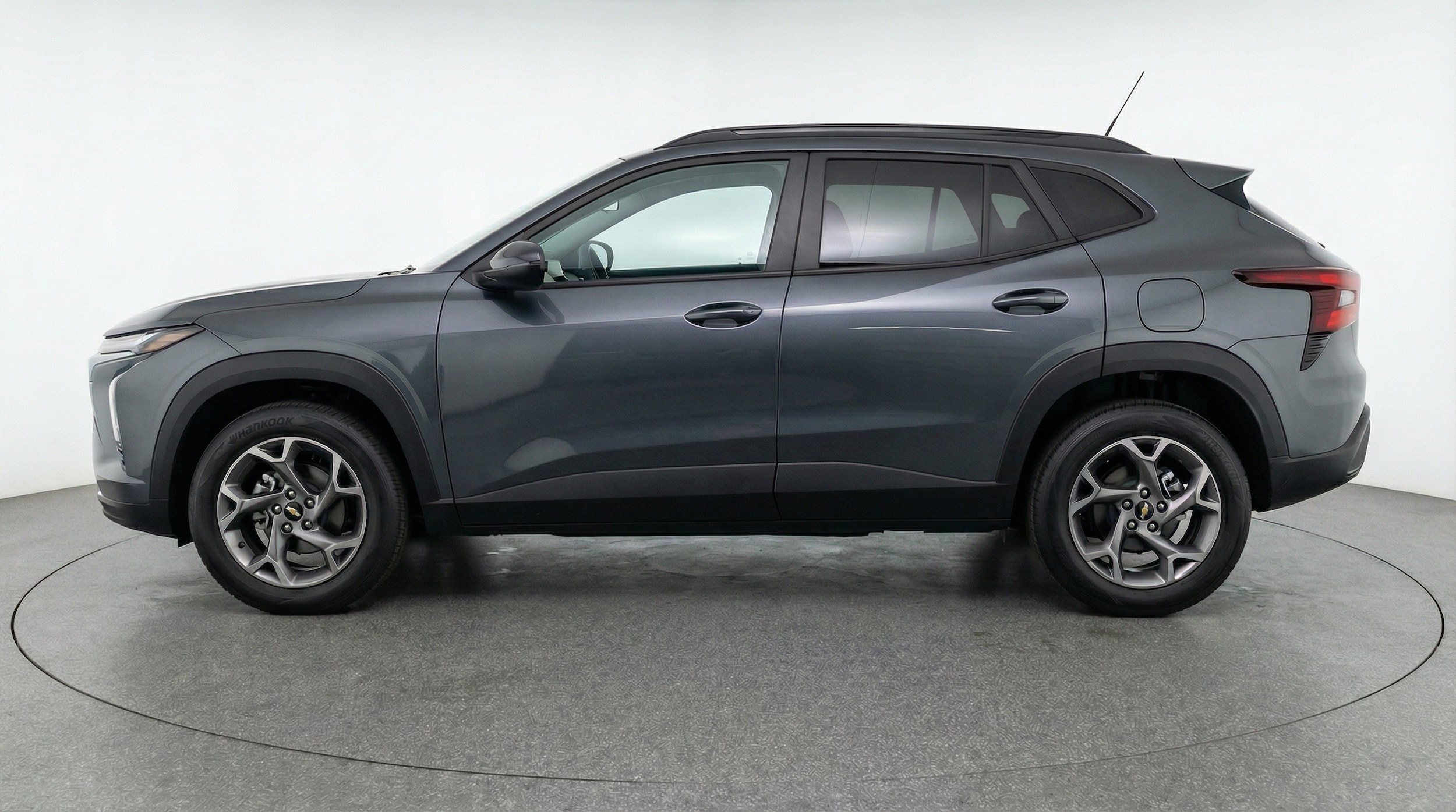 Thumbnail: 2025 Chevrolet Trax - 4