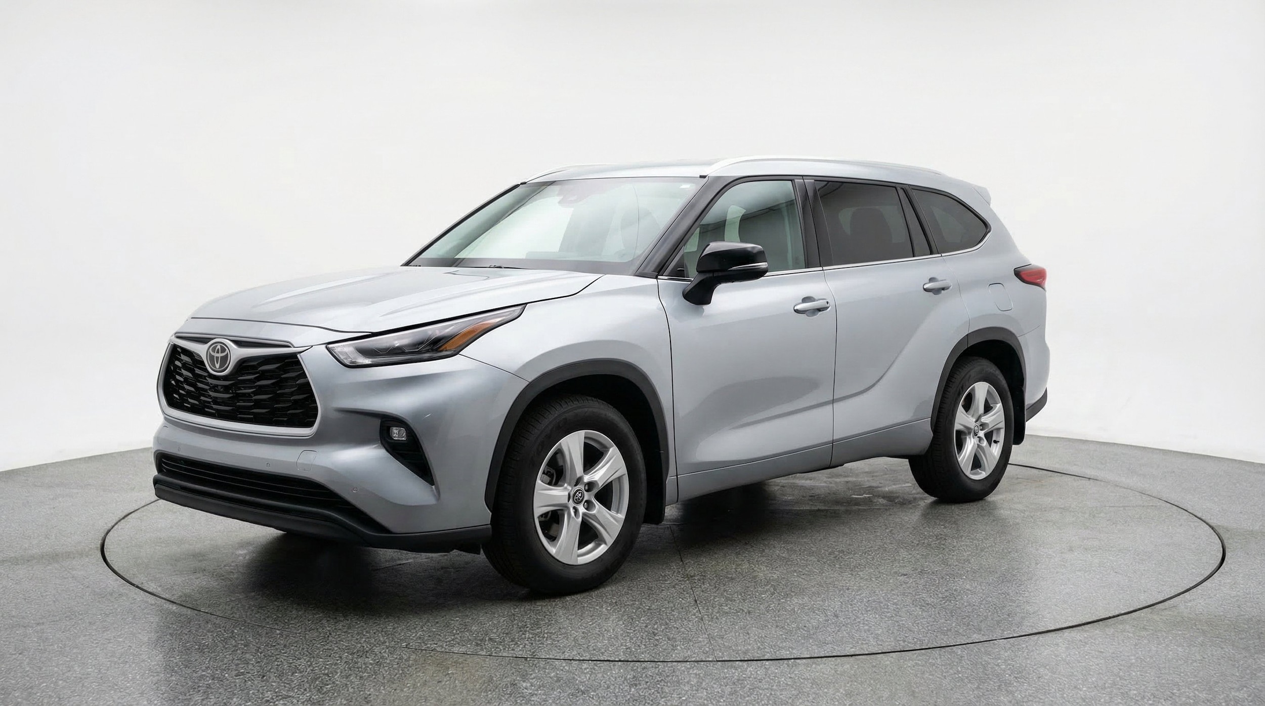 Thumbnail: 2025 Toyota Highlander - 3
