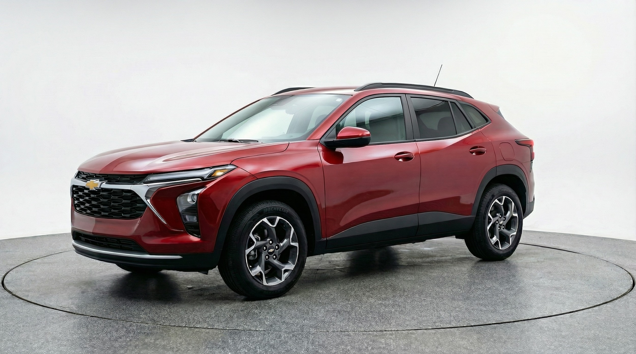 Thumbnail: 2025 Chevrolet Trax - 3