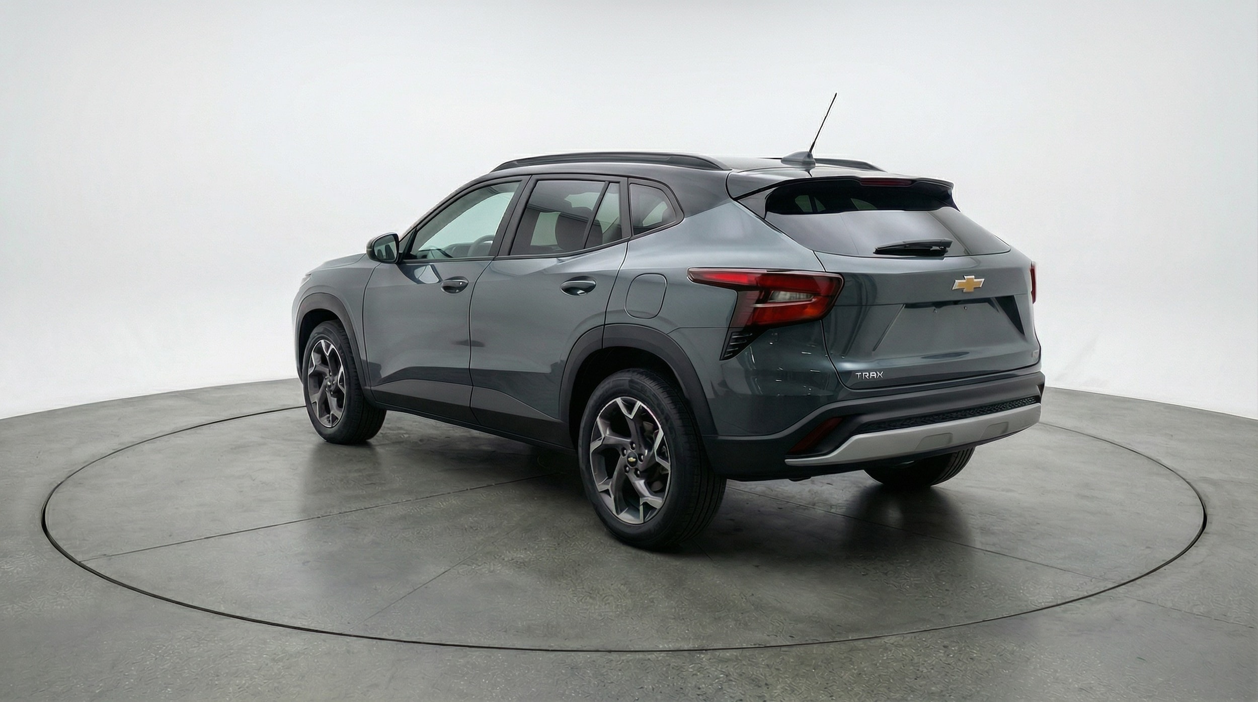 Thumbnail: 2025 Chevrolet Trax - 5