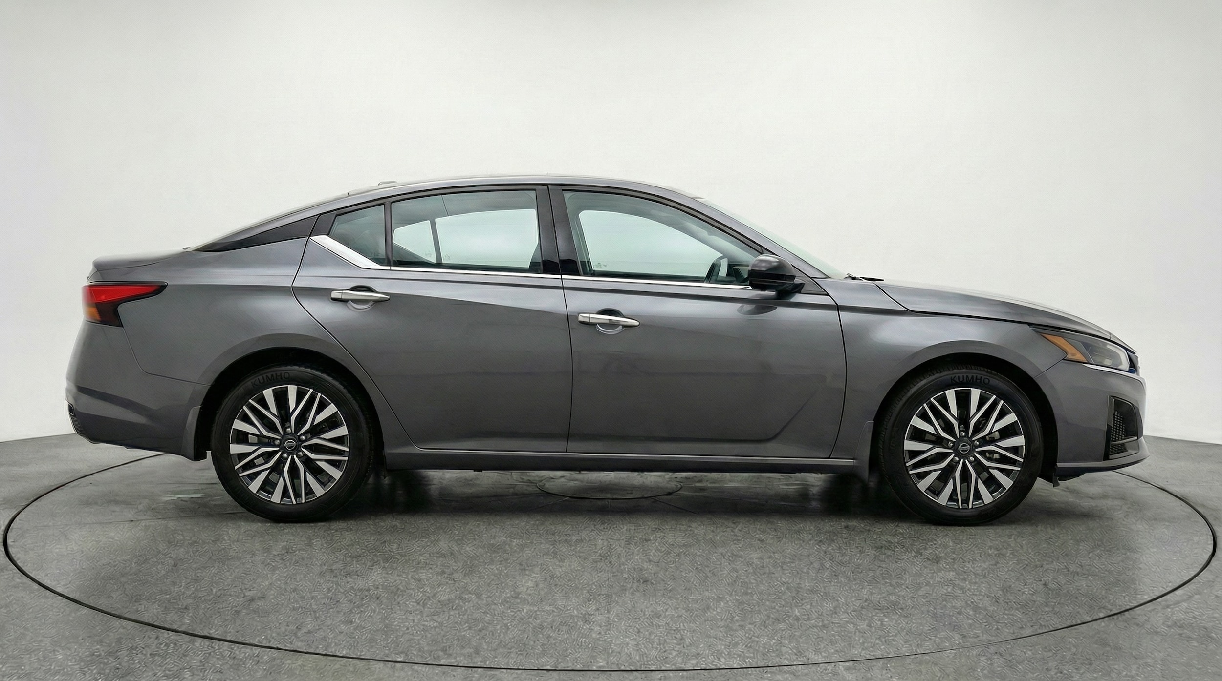 Thumbnail: 2025 Nissan Altima - 8