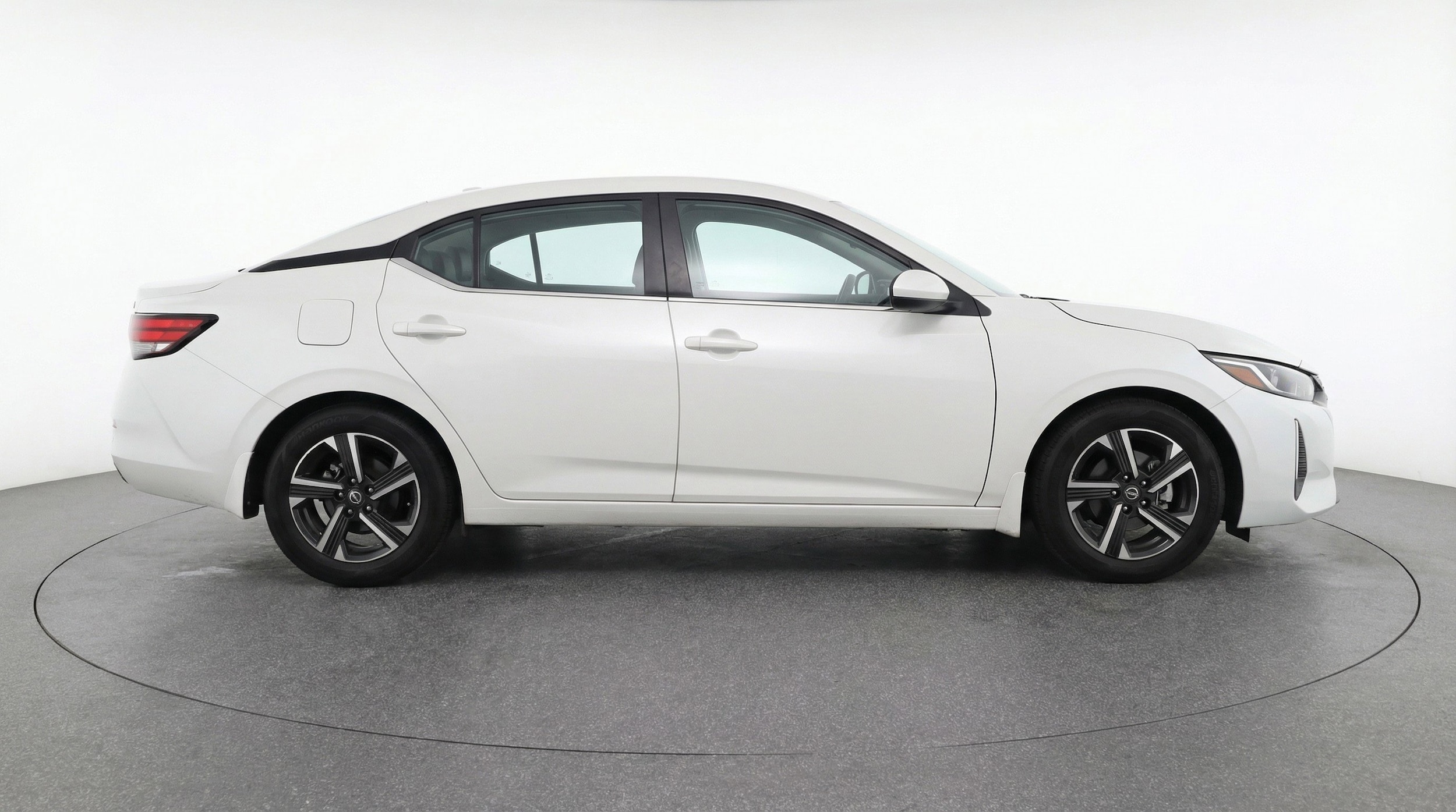 Thumbnail: 2025 Nissan Sentra - 11