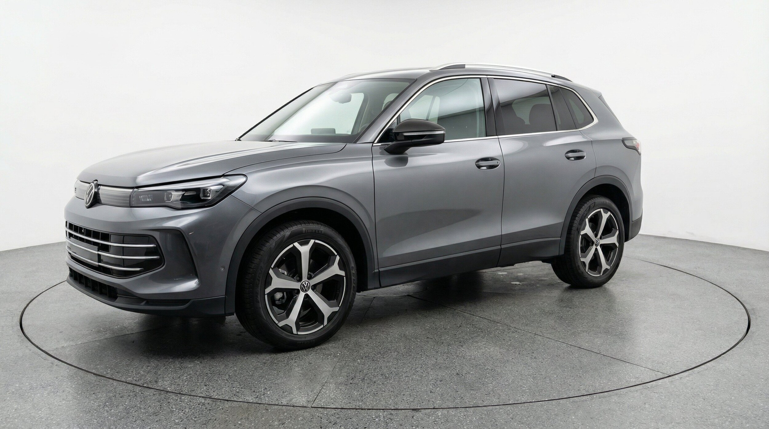 Thumbnail: 2026 Volkswagen Tiguan - 3