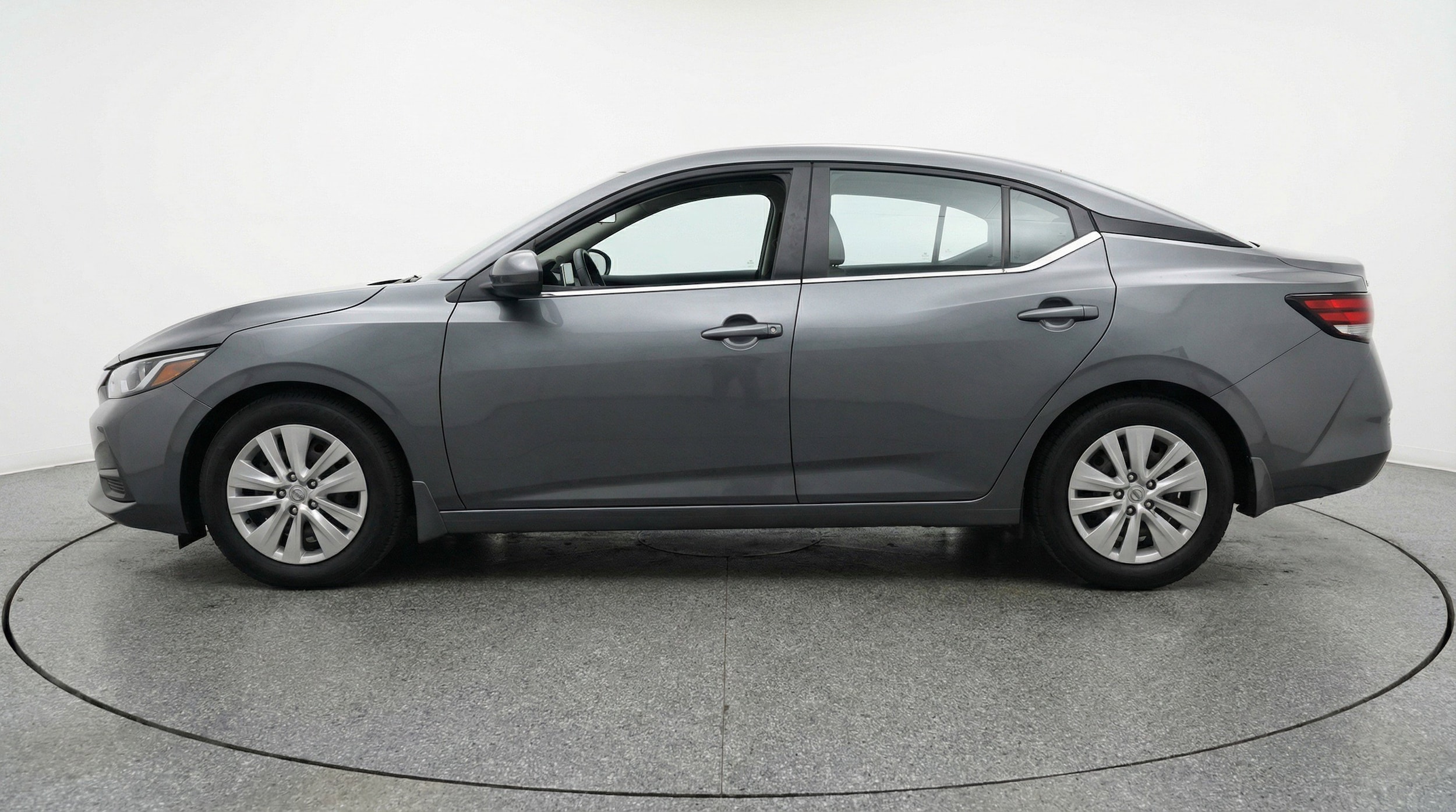 Thumbnail: 2025 Nissan Sentra - 5