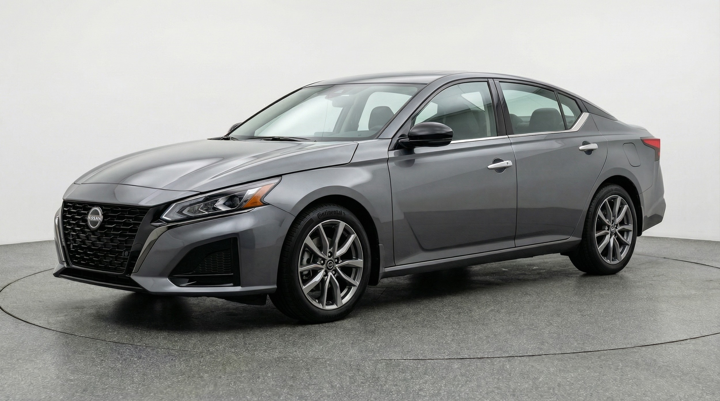 Thumbnail: 2025 Nissan Altima - 3