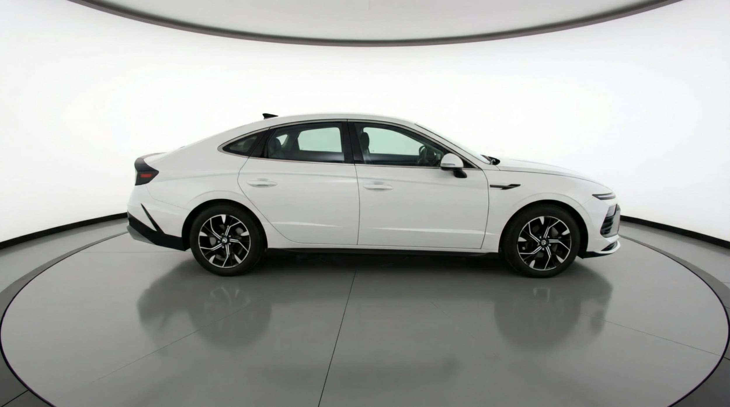 Thumbnail: 2025 Hyundai Sonata - 8