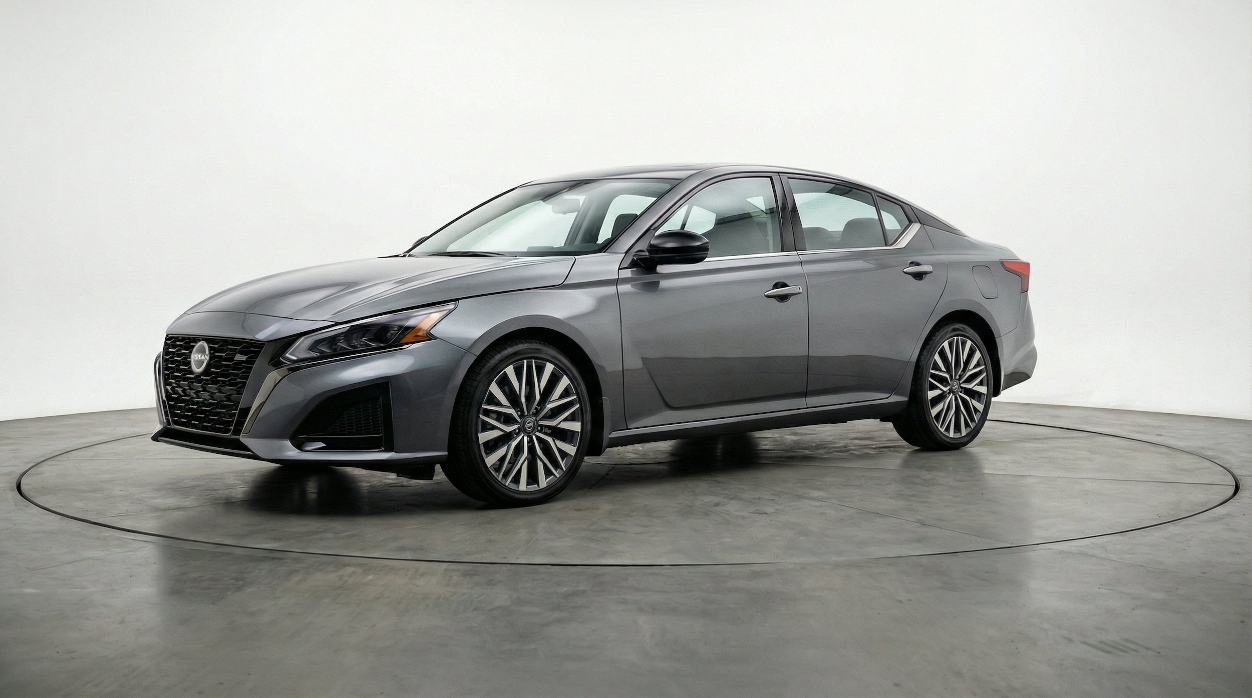 Thumbnail: 2025 Nissan Altima - 3