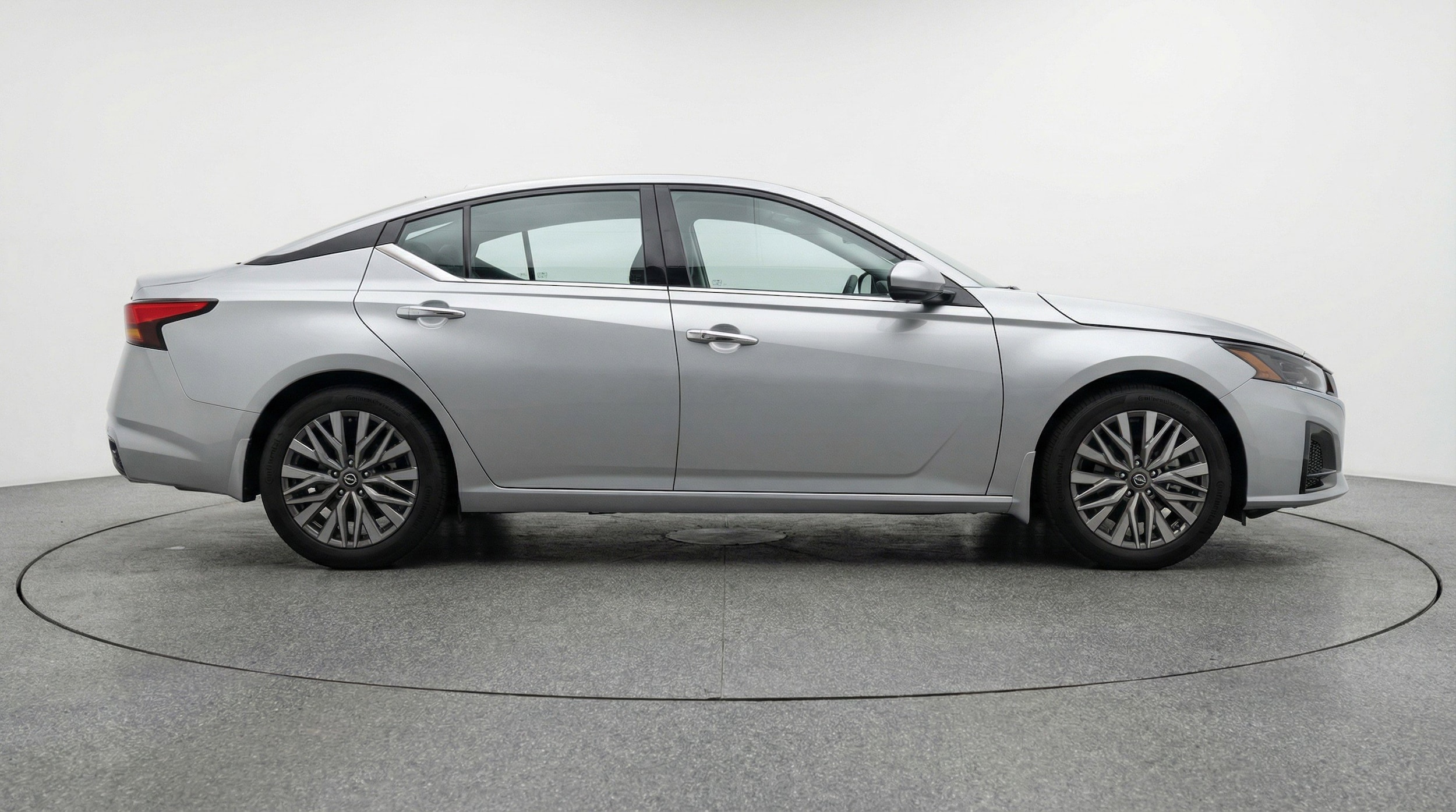 Thumbnail: 2025 Nissan Altima - 11