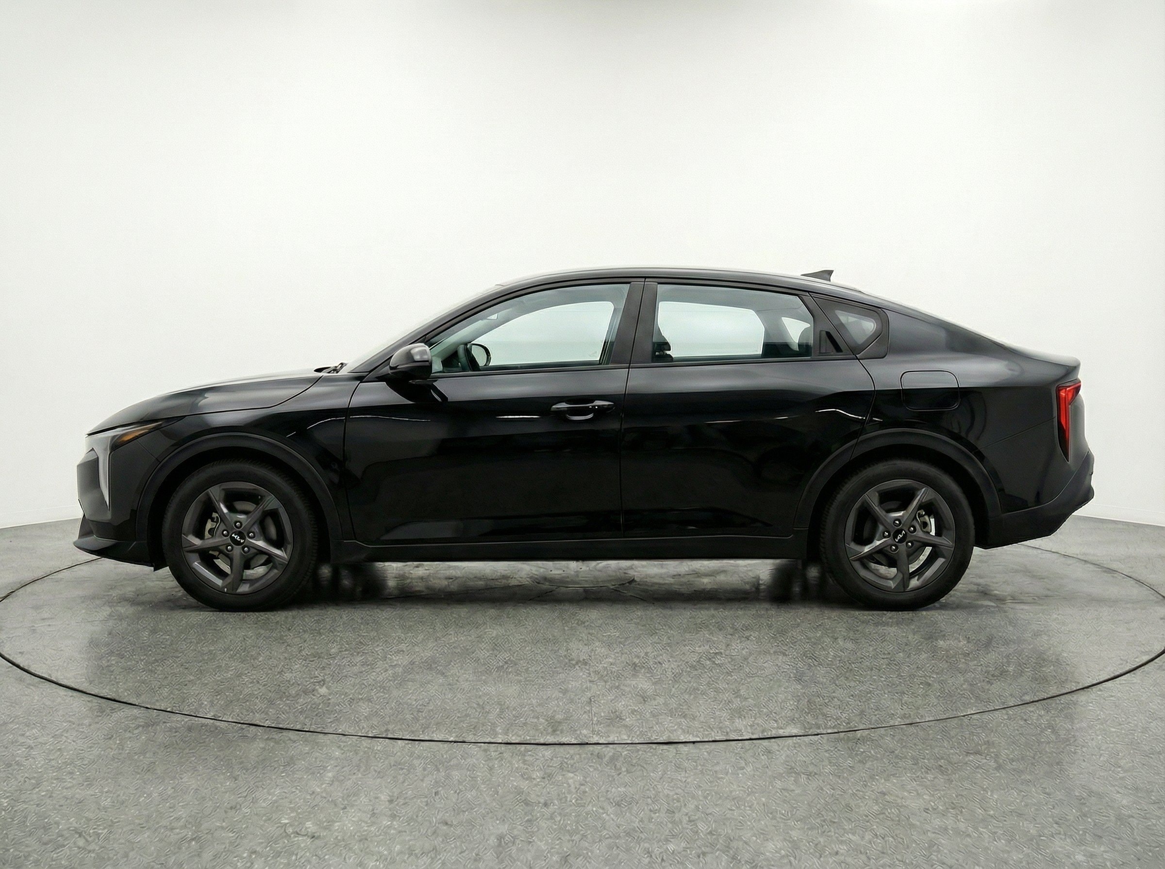 Thumbnail: 2025 Kia K4 - 5