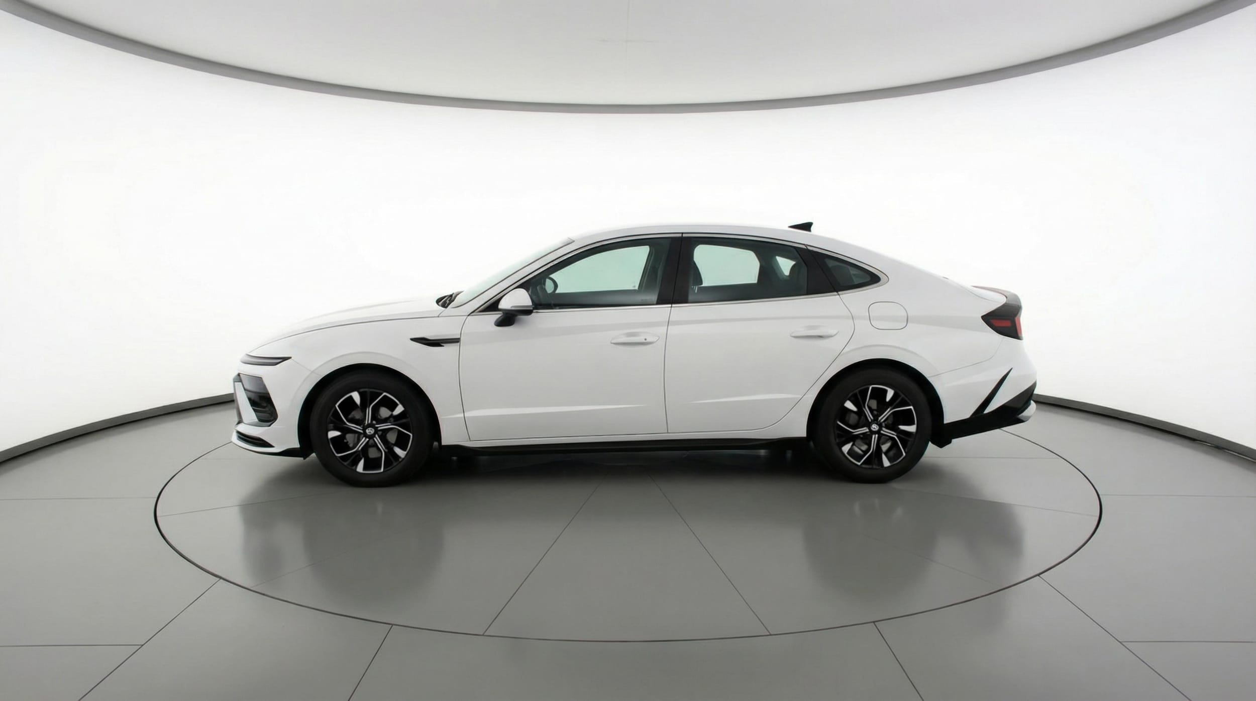 Thumbnail: 2025 Hyundai Sonata - 4