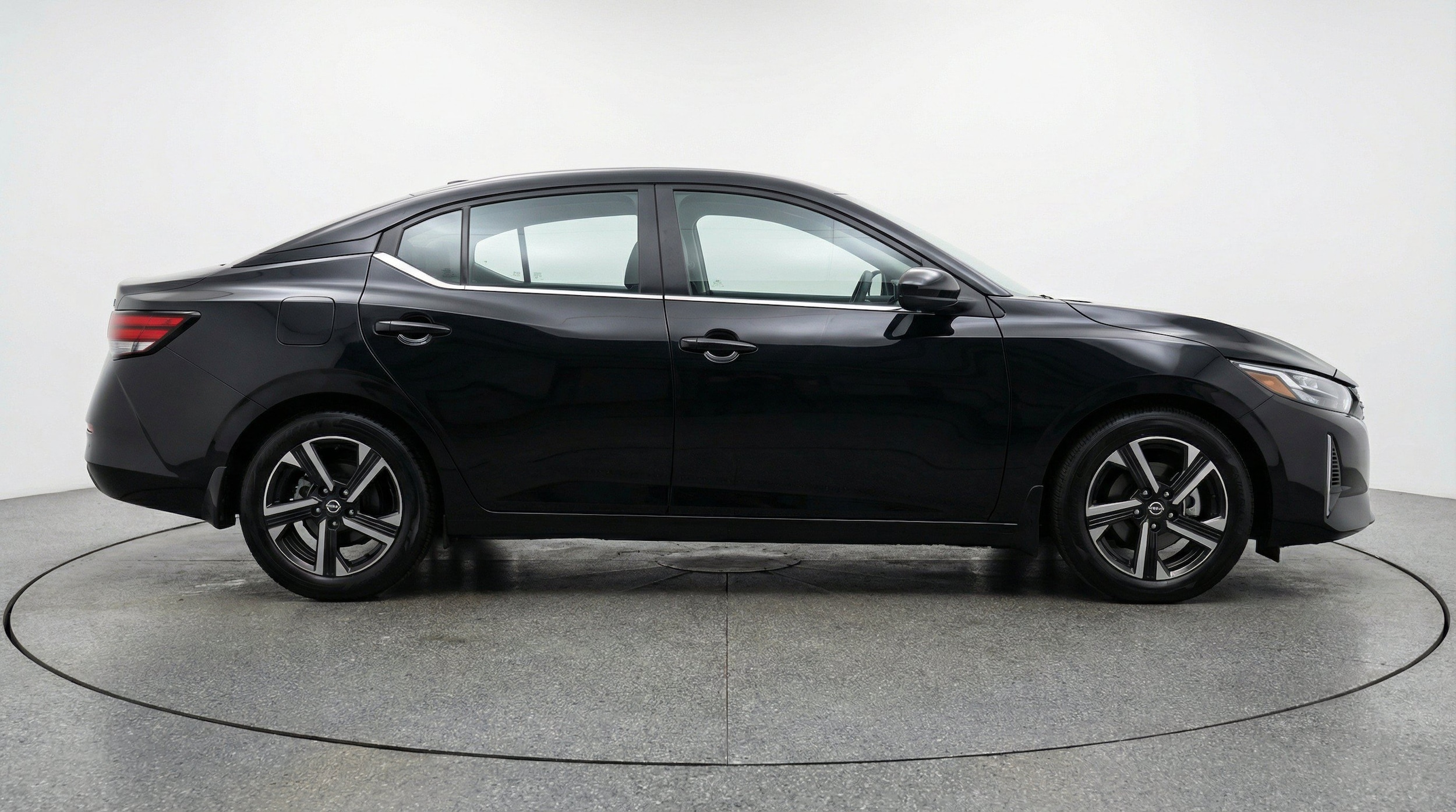 Thumbnail: 2025 Nissan Sentra - 11