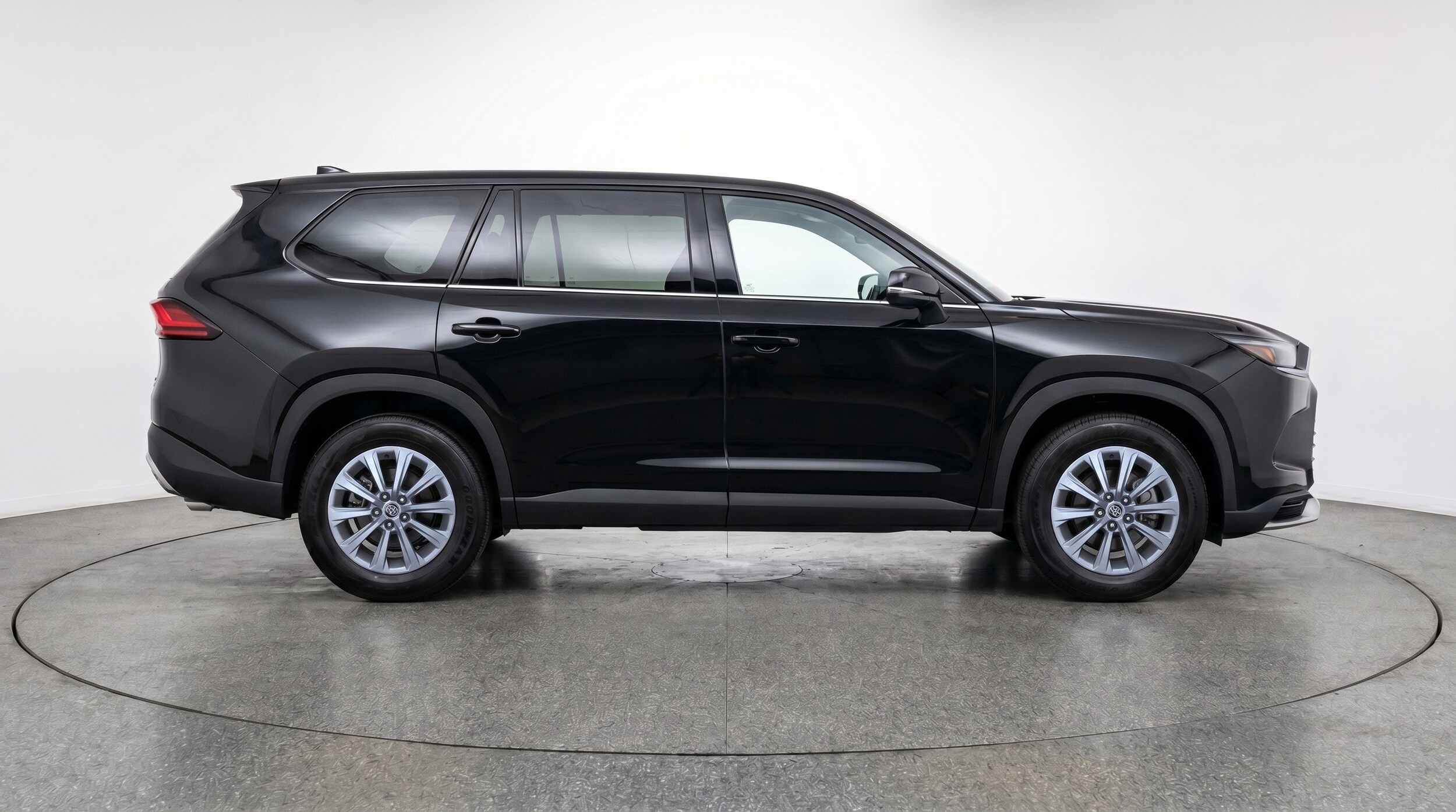 Thumbnail: 2025 Toyota Grand Highlander - 11