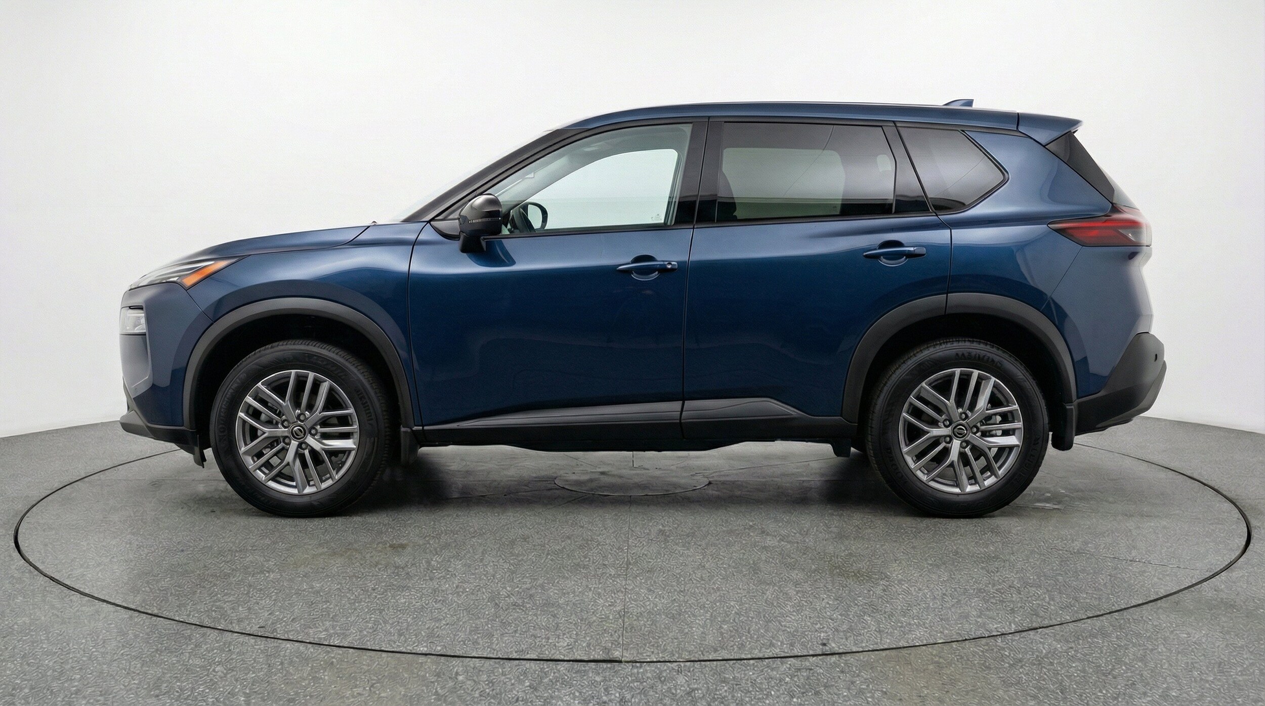Thumbnail: 2026 Nissan Rogue - 5