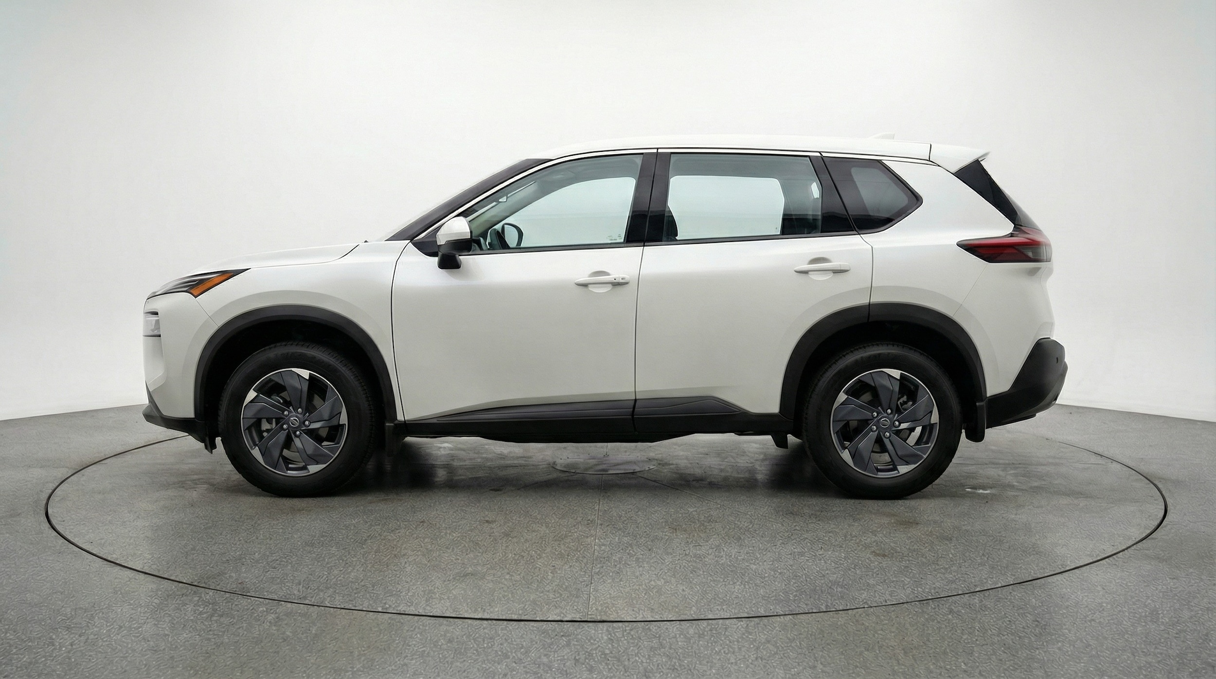 Thumbnail: 2025 Nissan Rogue - 4