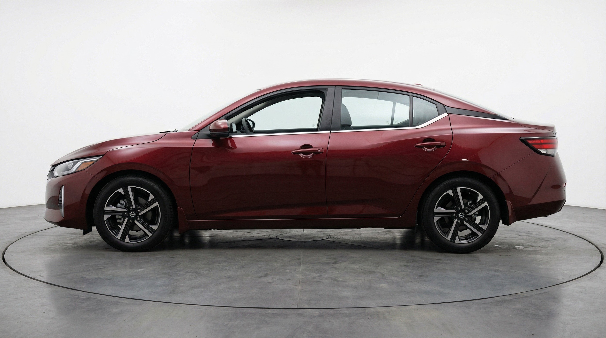 Thumbnail: 2025 Nissan Sentra - 5