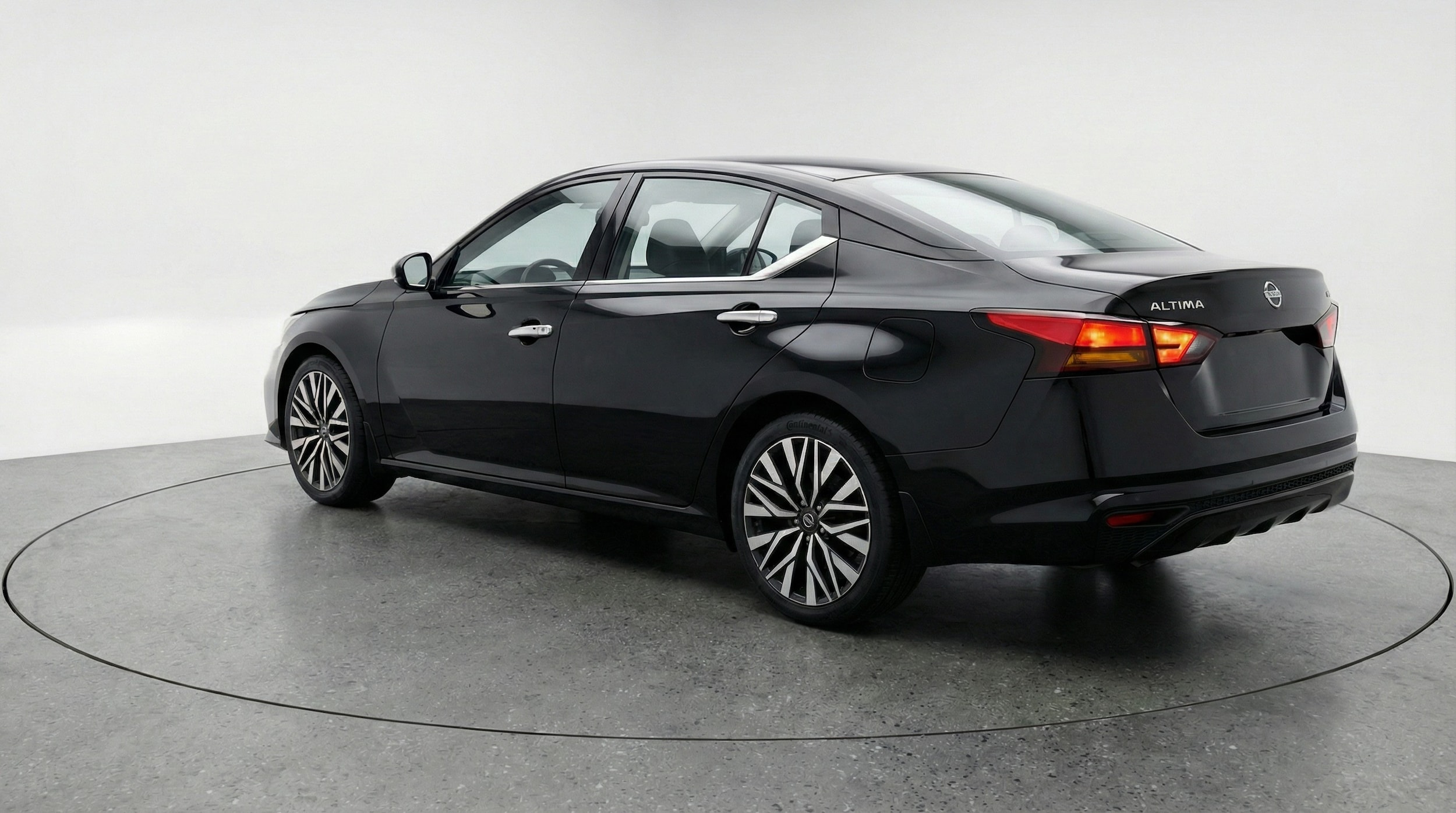 Thumbnail: 2025 Nissan Altima - 5