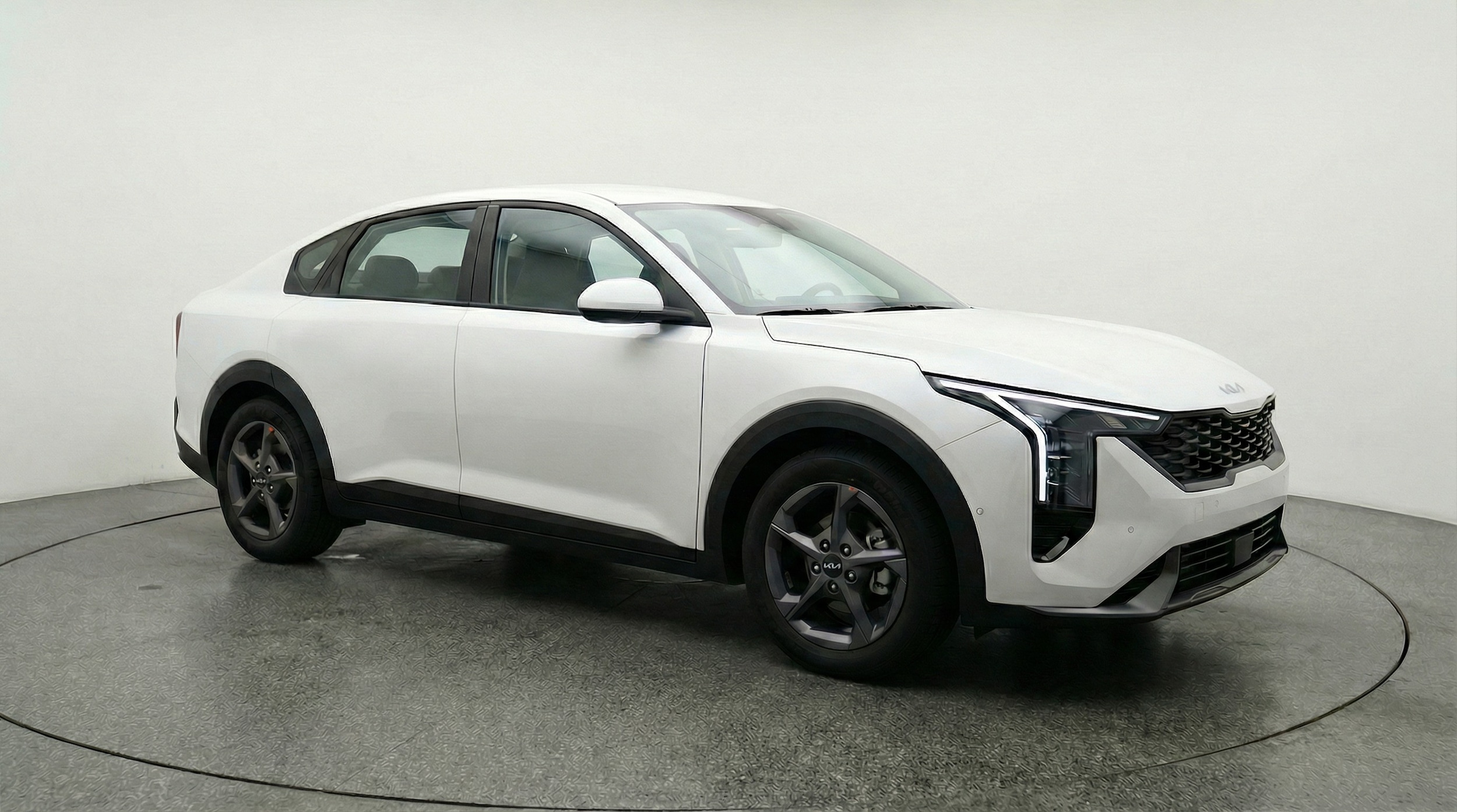 Thumbnail: 2025 Kia K4 - 1