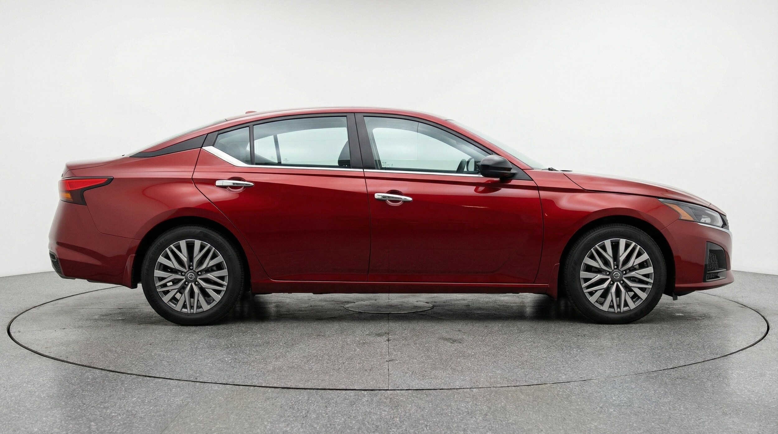 Thumbnail: 2025 Nissan Altima - 11