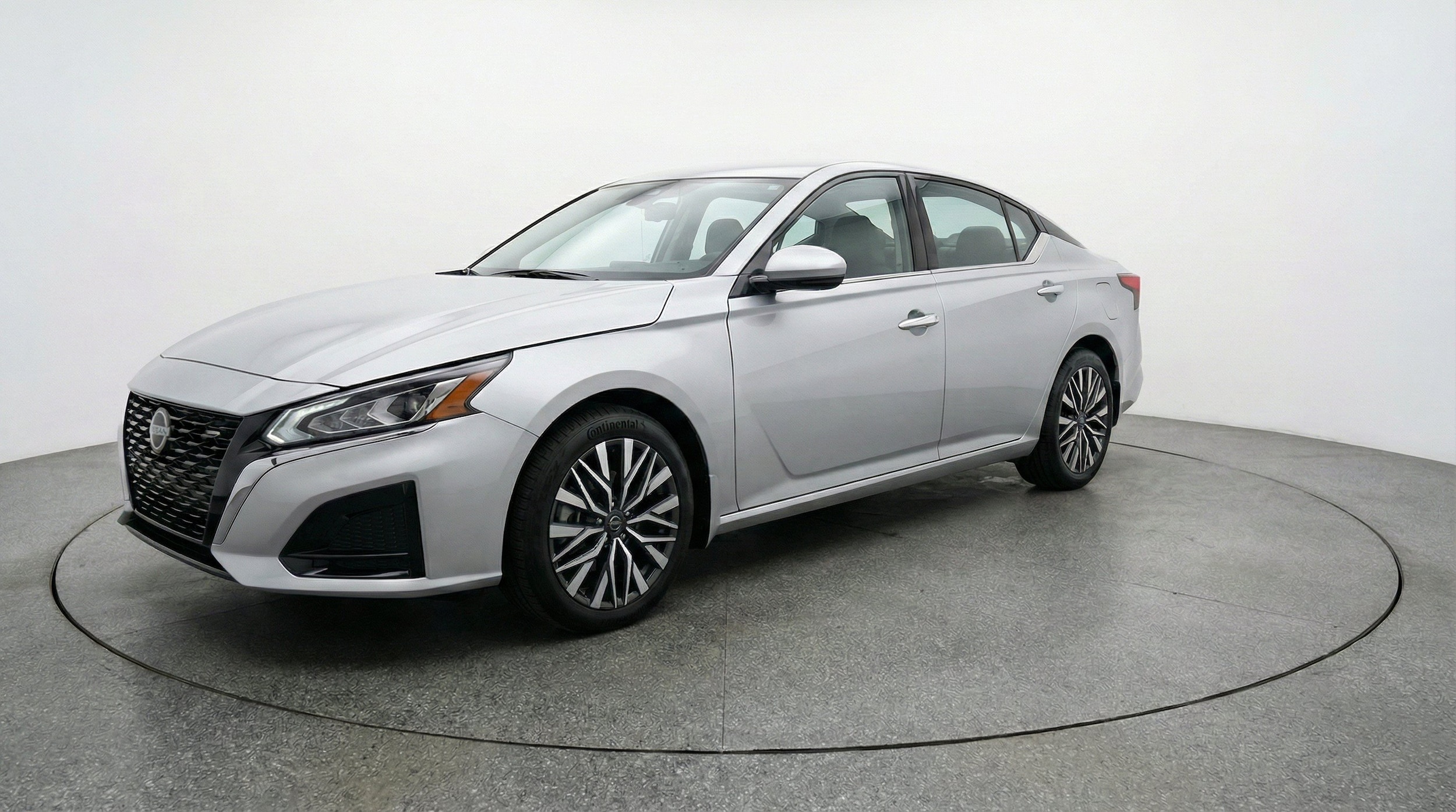 Thumbnail: 2025 Nissan Altima - 3