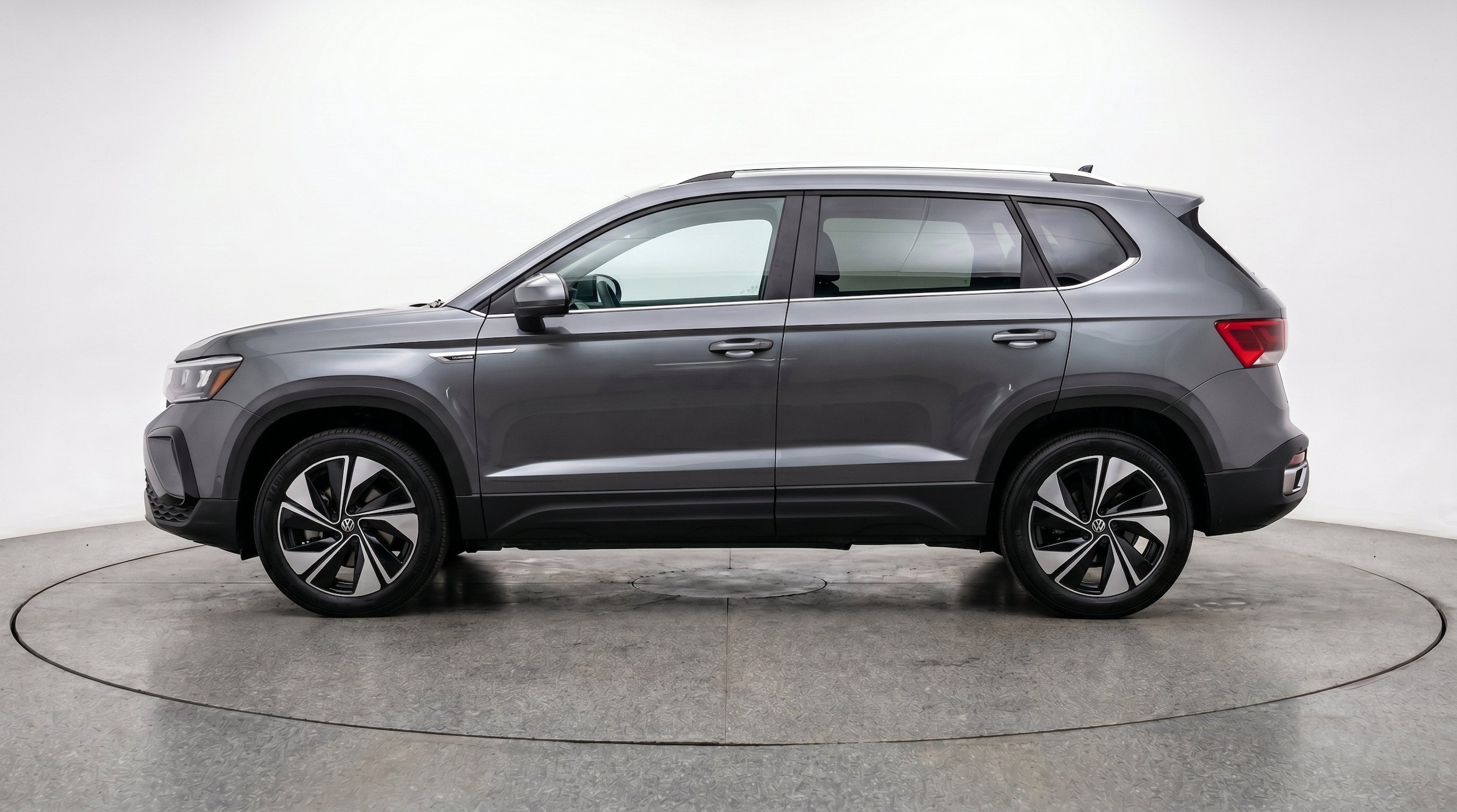 Thumbnail: 2026 Volkswagen Taos - 5